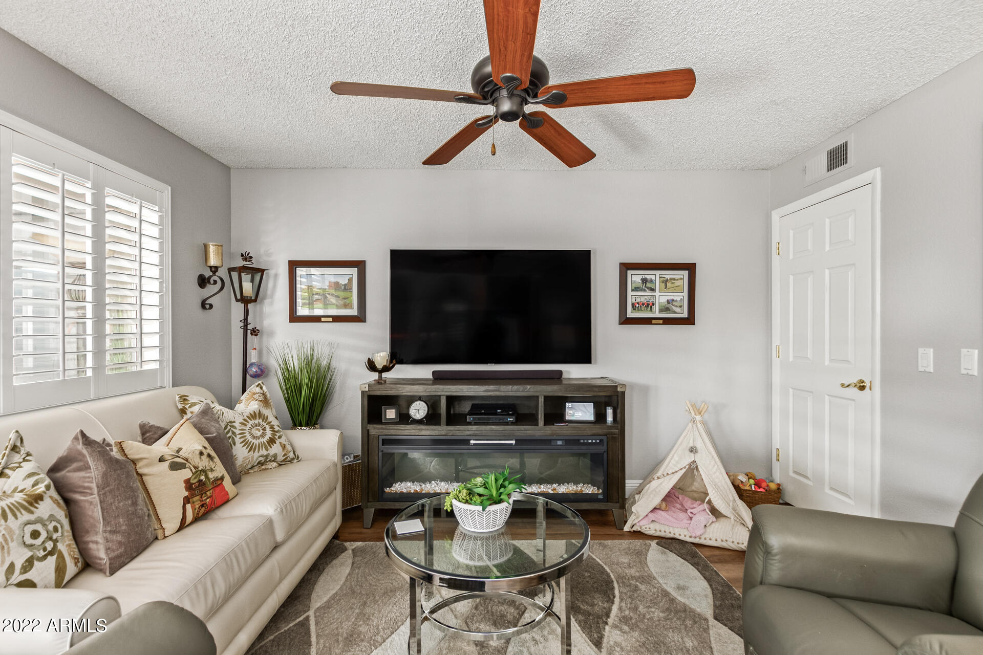 876 W EL MONTE Place Unit: 6