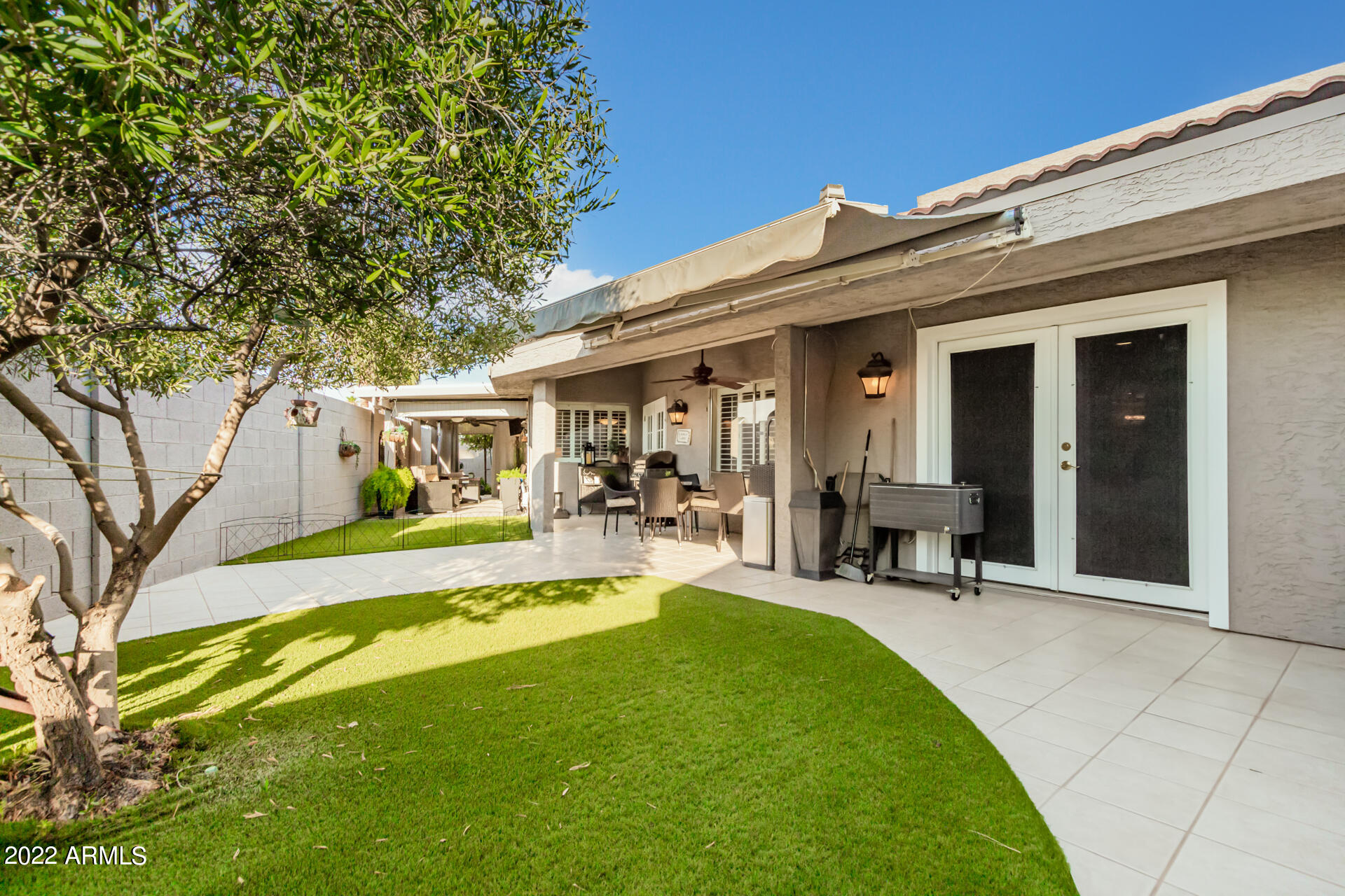 876 W EL MONTE Place Unit: 6