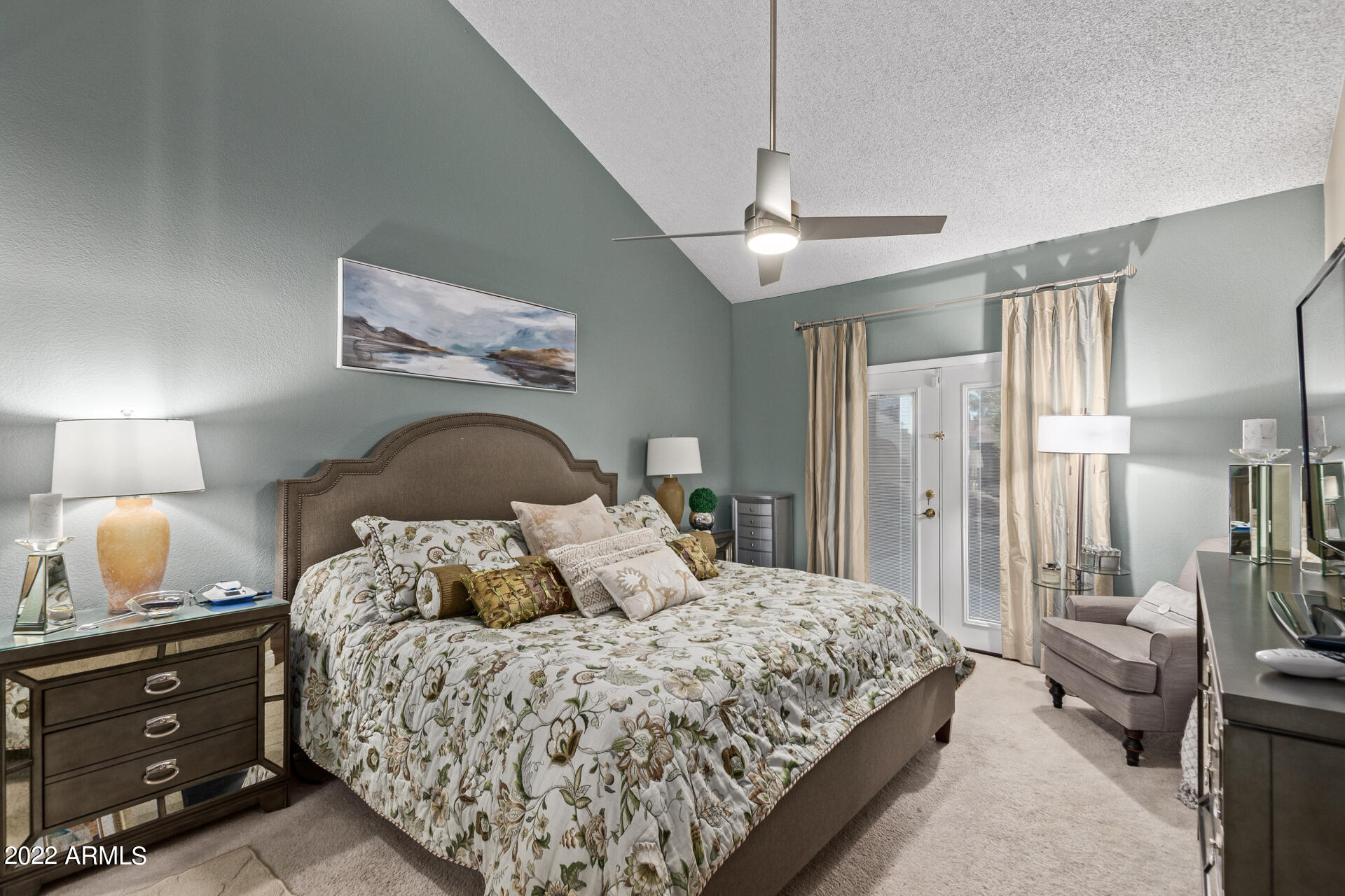 876 W EL MONTE Place Unit: 6