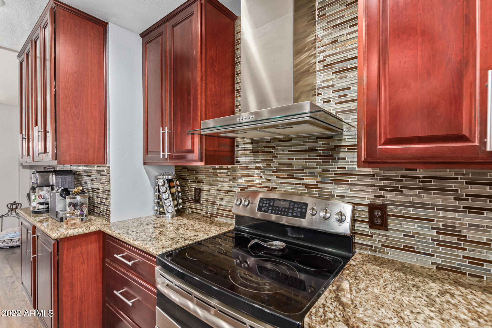 876 W EL MONTE Place Unit: 6