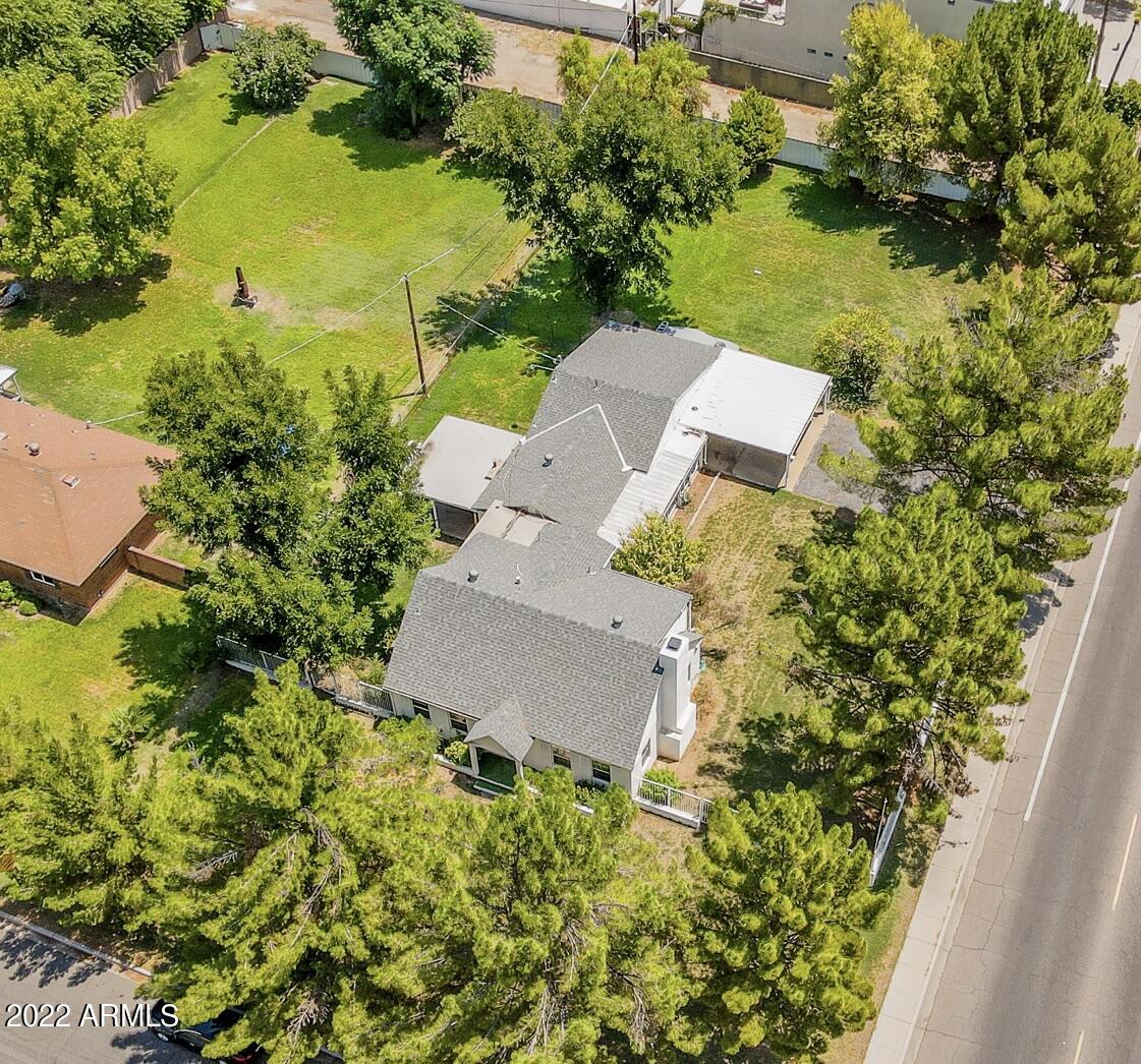 2502 E Osborn Road