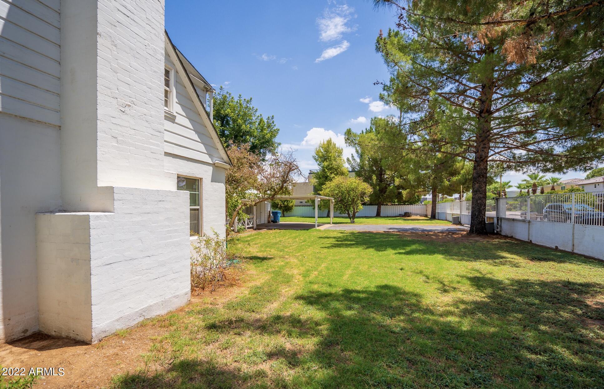 2502 E Osborn Road