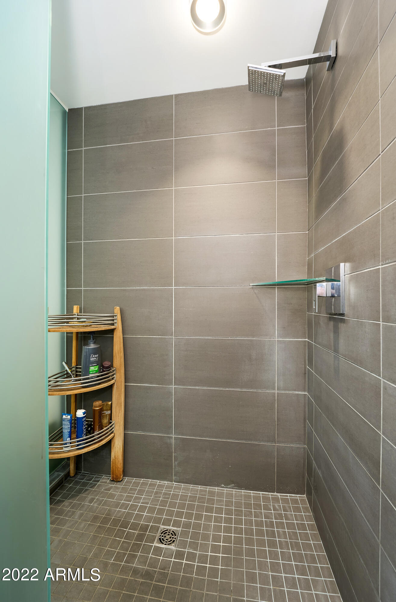 200 W PORTLAND Street Unit: 820