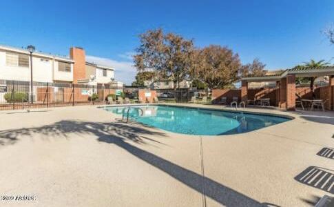 625 S WESTWOOD -- Unit: 124