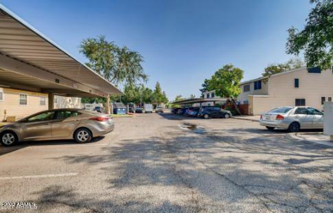 625 S WESTWOOD -- Unit: 124