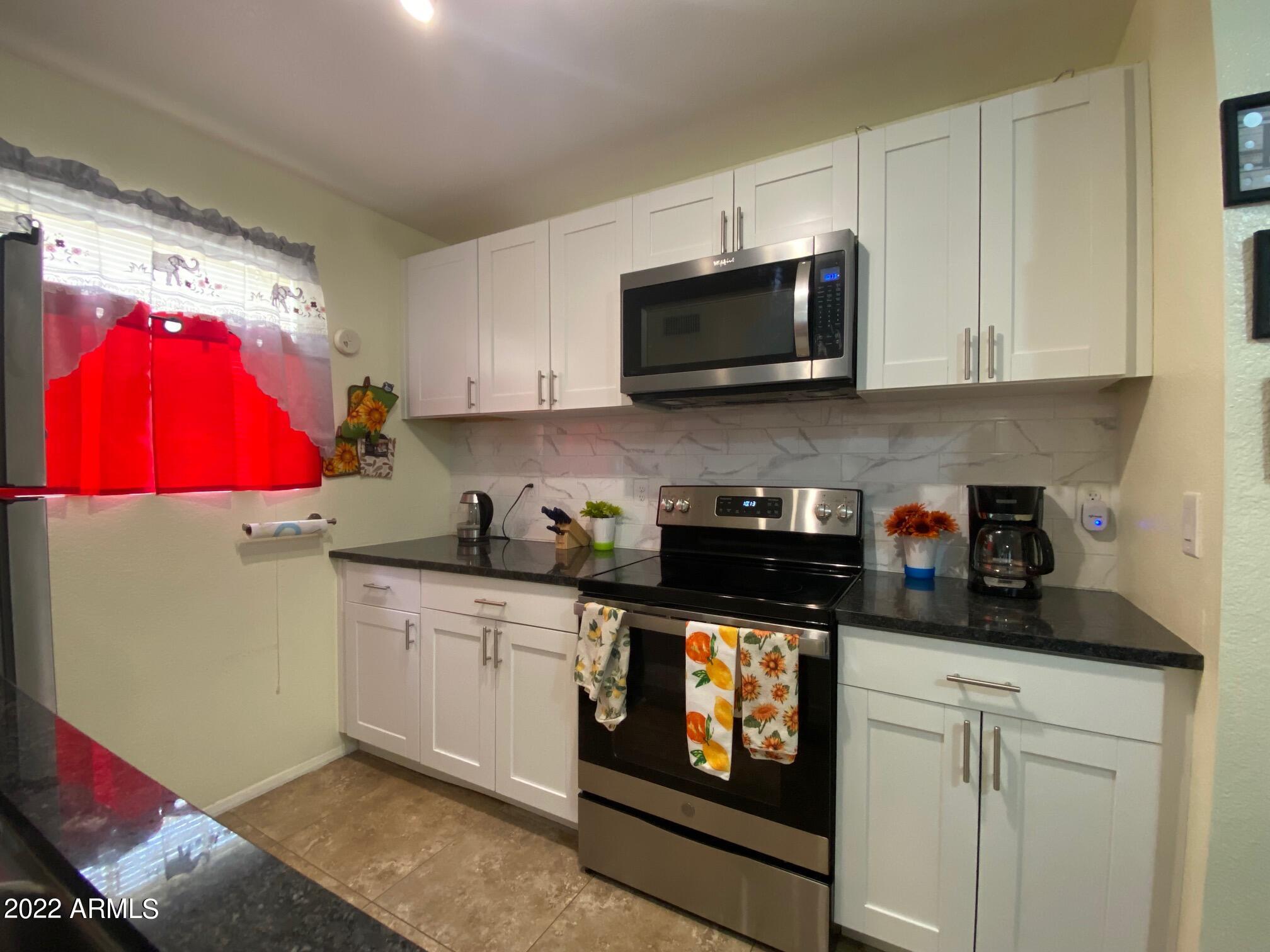 625 S WESTWOOD -- Unit: 124