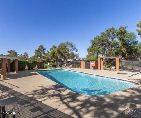 625 S WESTWOOD -- Unit: 124