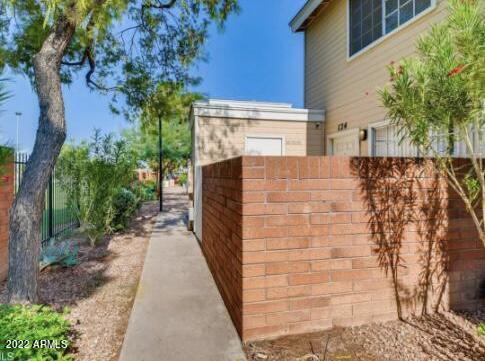 625 S WESTWOOD -- Unit: 124