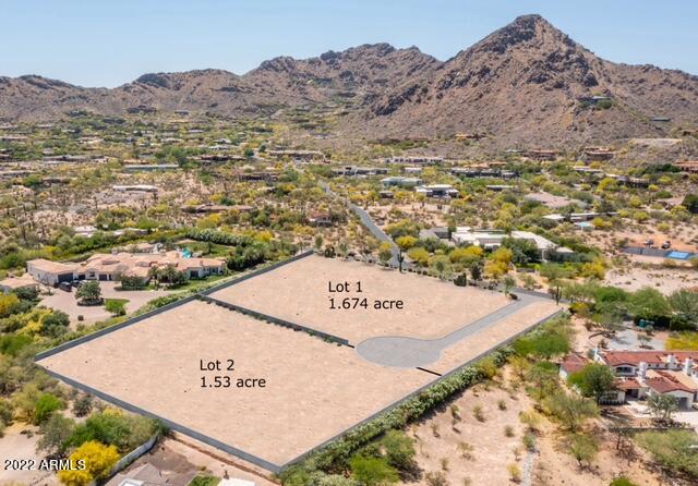 7815 N IRONWOOD Drive Unit: 2