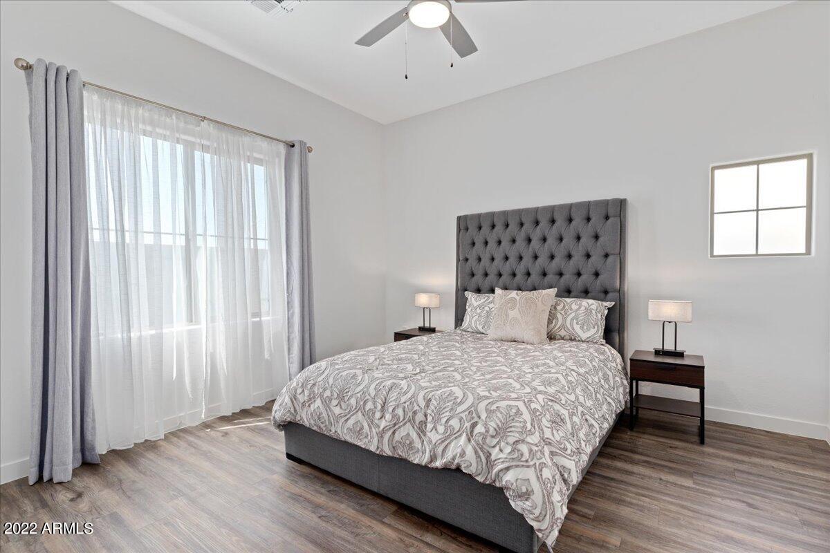 1500 E WAHALLA Lane Unit: W9