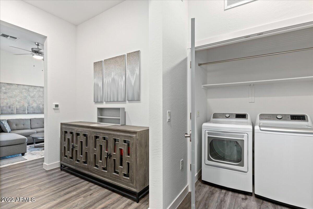 1500 E WAHALLA Lane Unit: W9