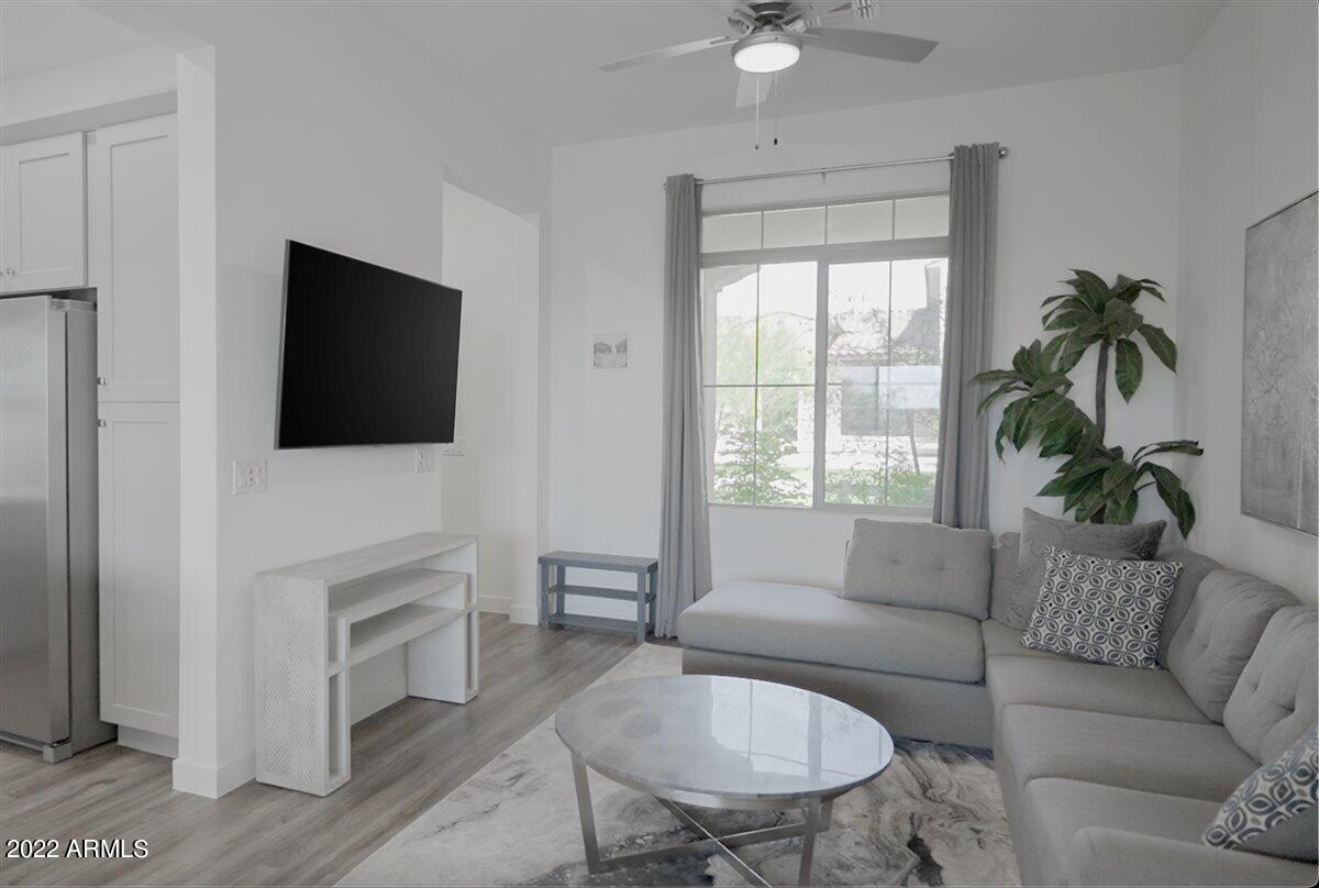 1500 E WAHALLA Lane Unit: W9