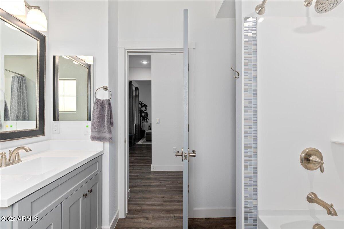 1500 E WAHALLA Lane Unit: W9