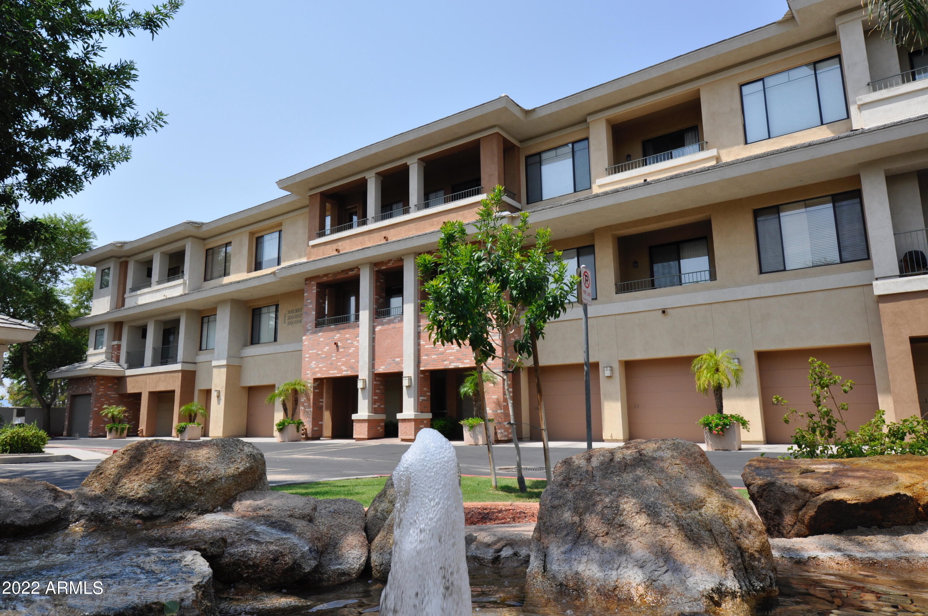 2989 N 44th Street Unit: 2001