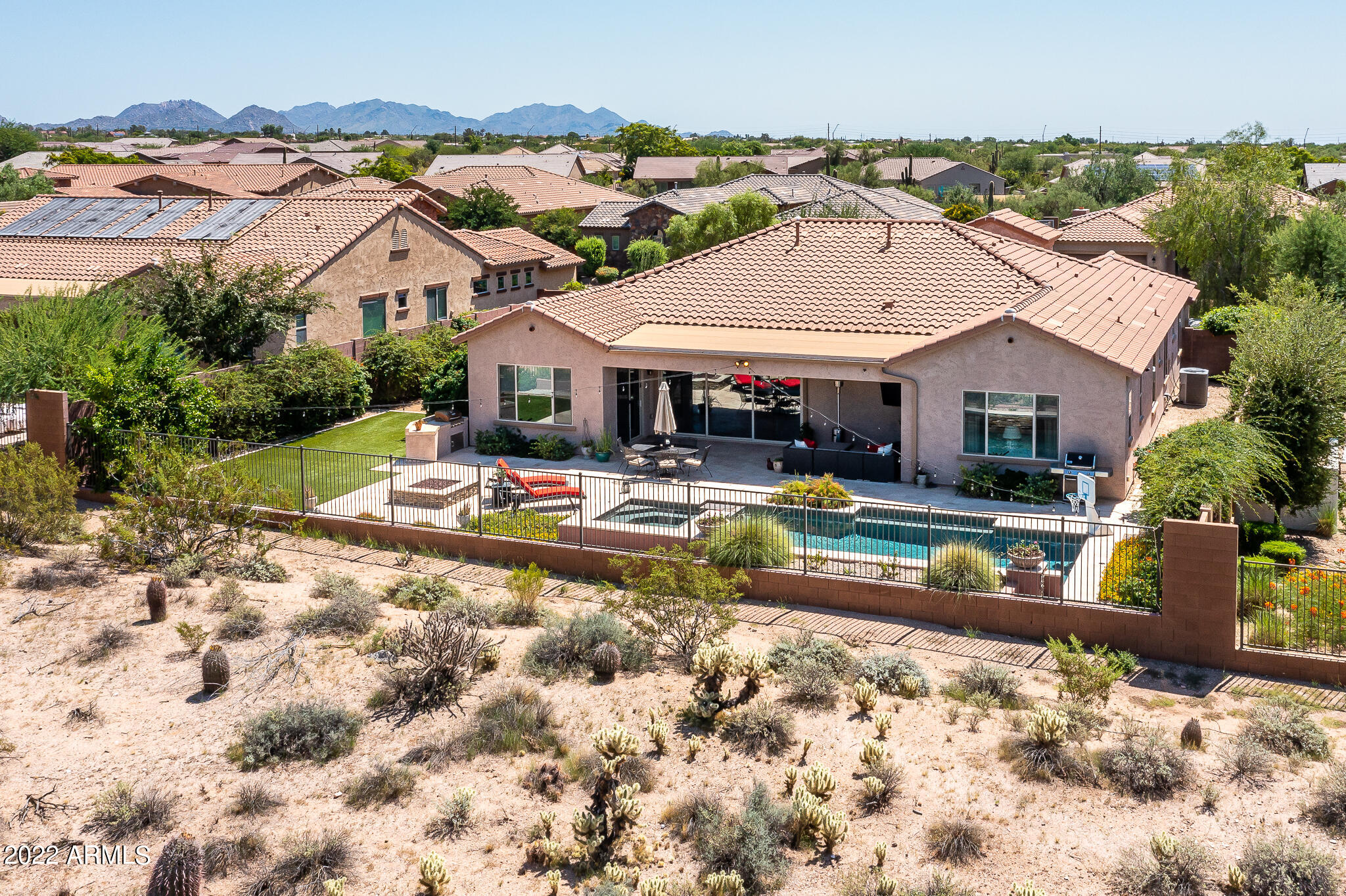 5716 E CALLE MARITA --