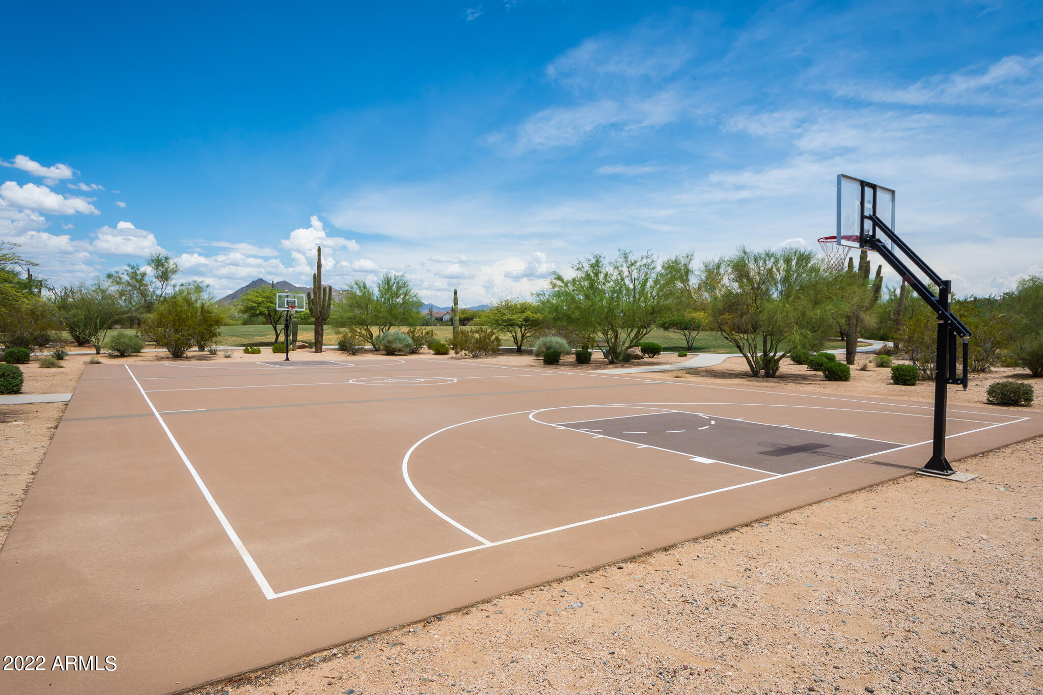 5716 E CALLE MARITA --
