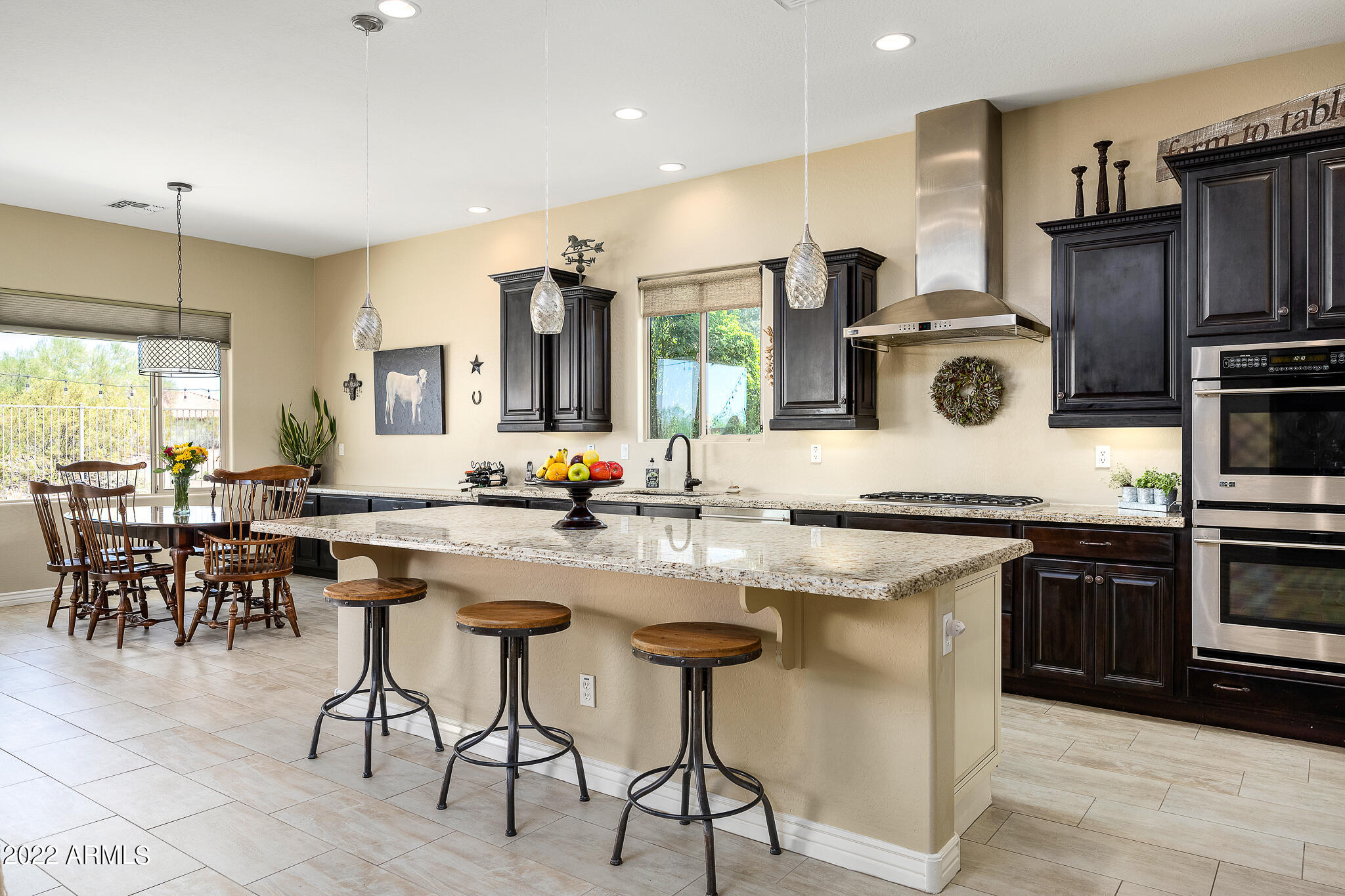 5716 E CALLE MARITA --