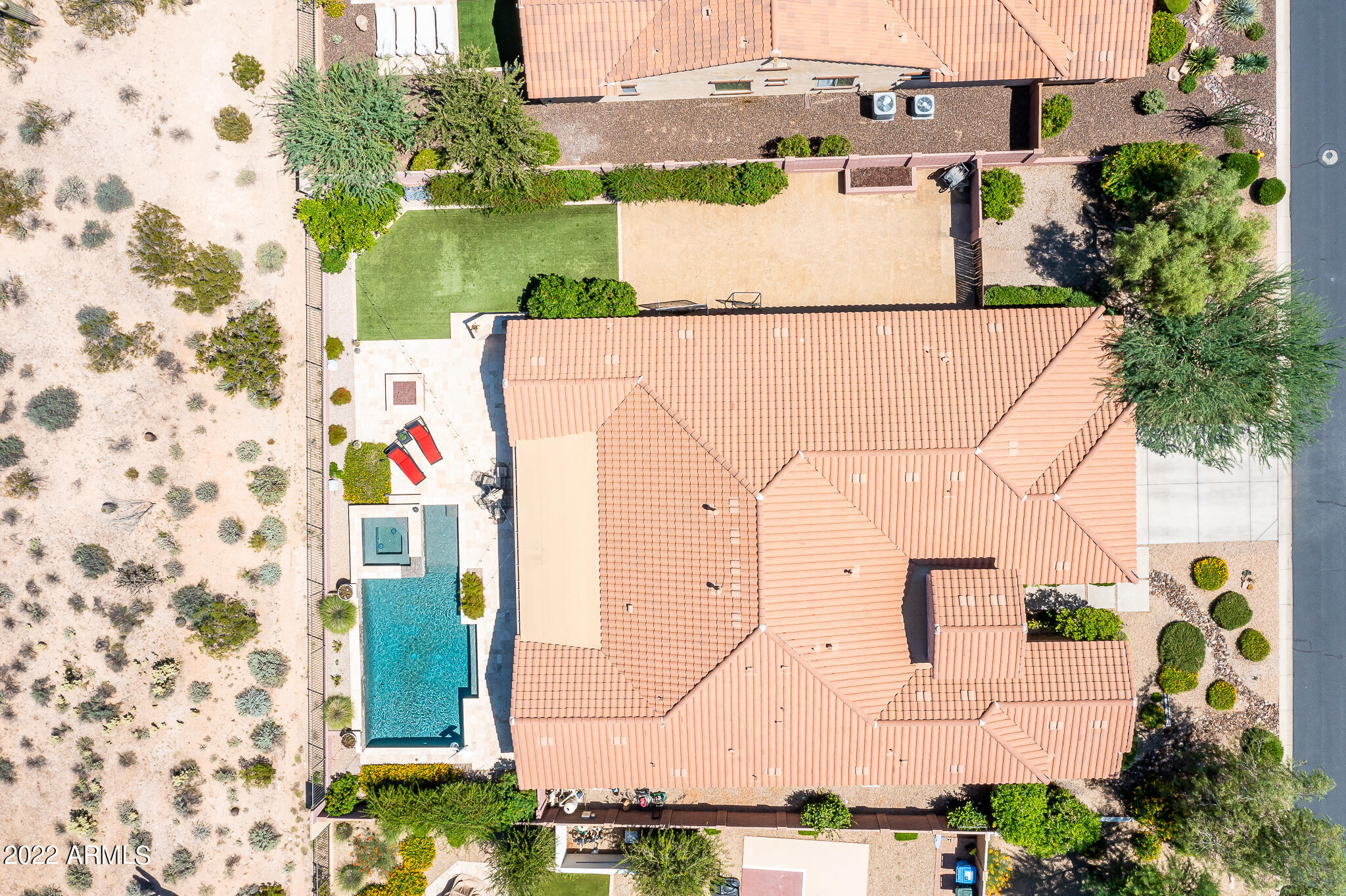 5716 E CALLE MARITA --