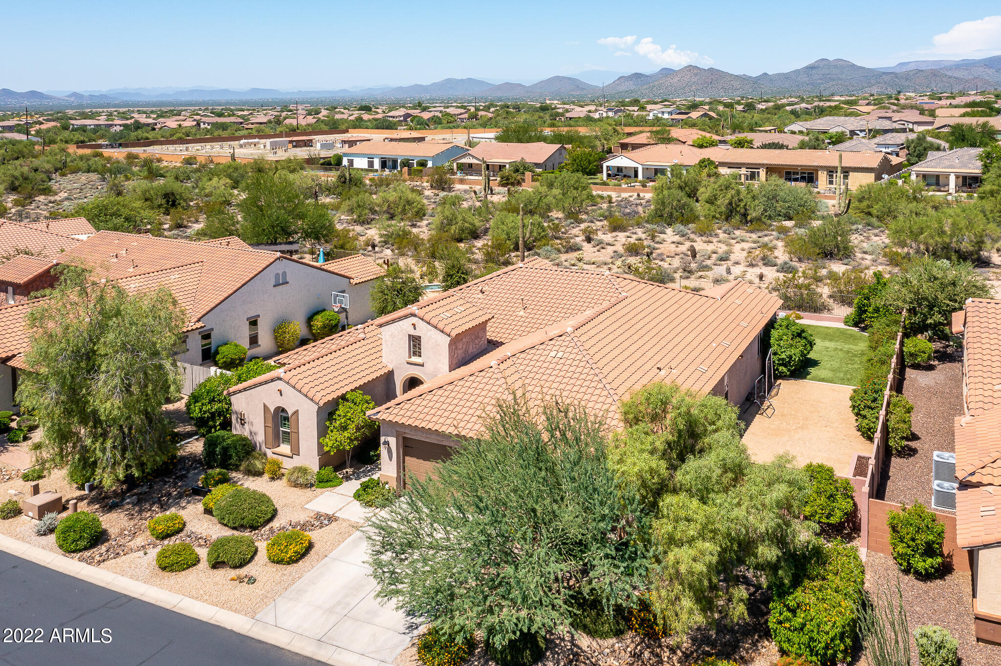 5716 E CALLE MARITA --