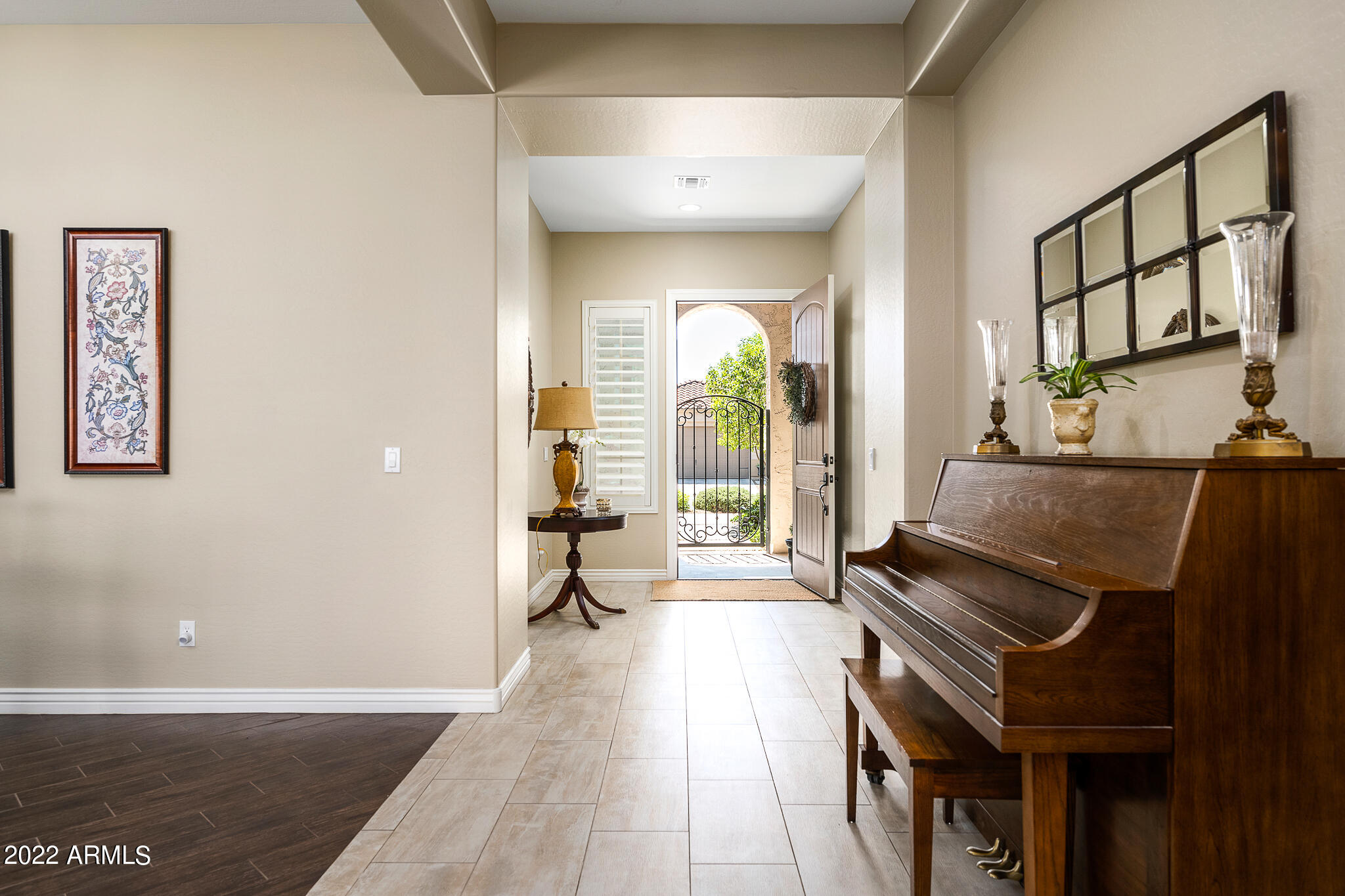 5716 E CALLE MARITA --