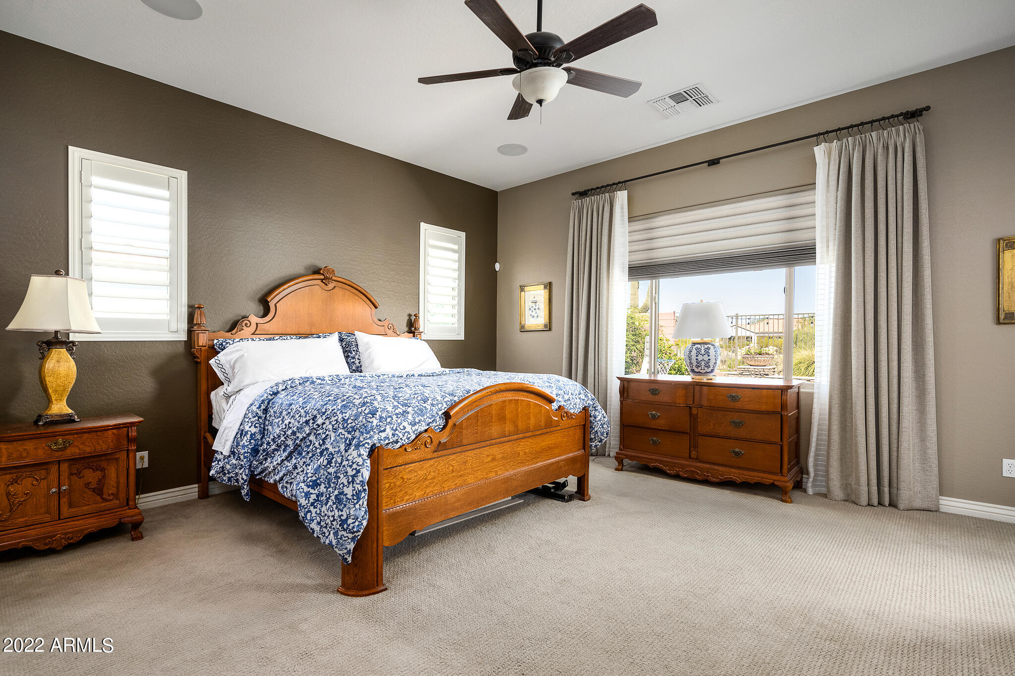 5716 E CALLE MARITA --