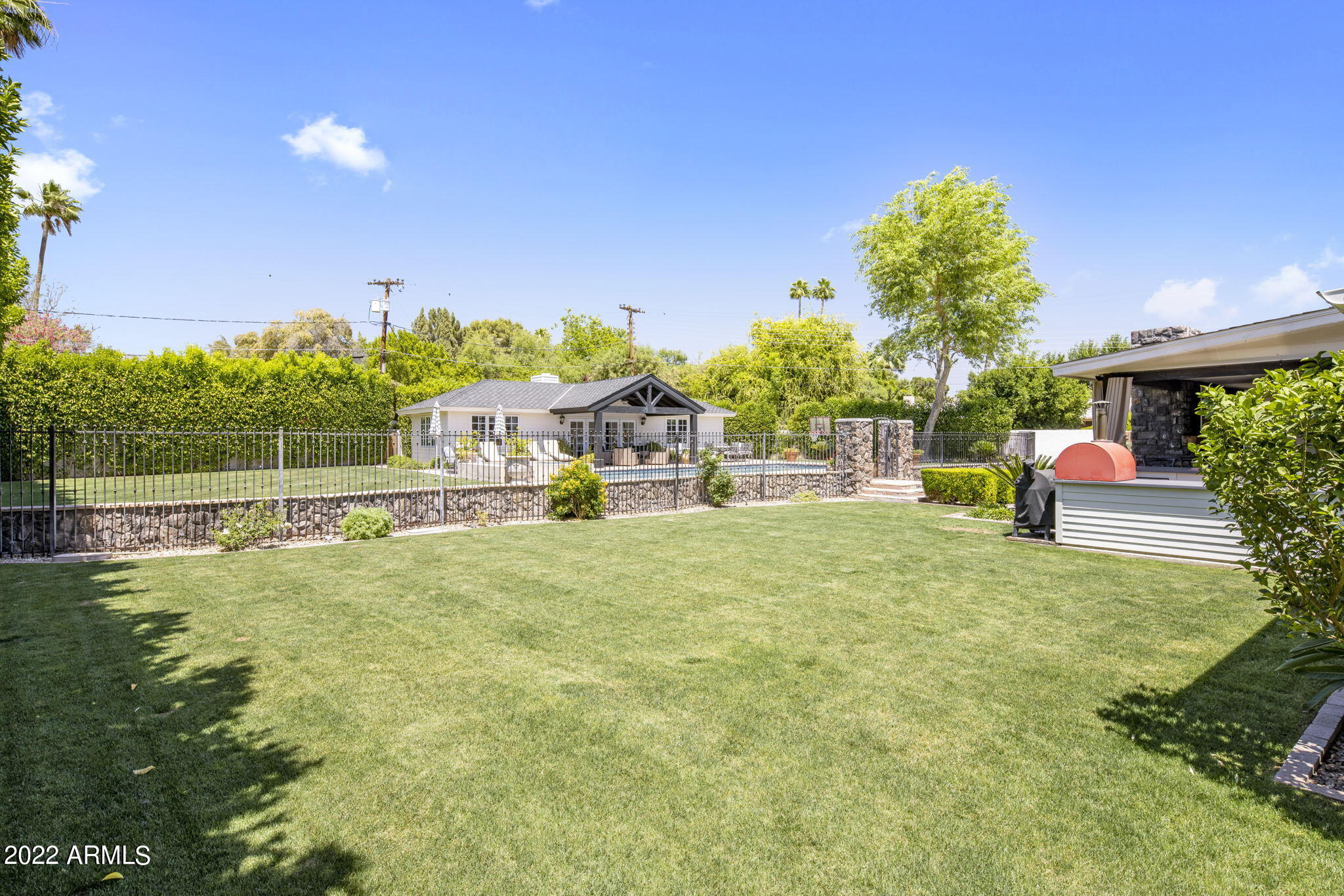 5940 E Paisano Circle