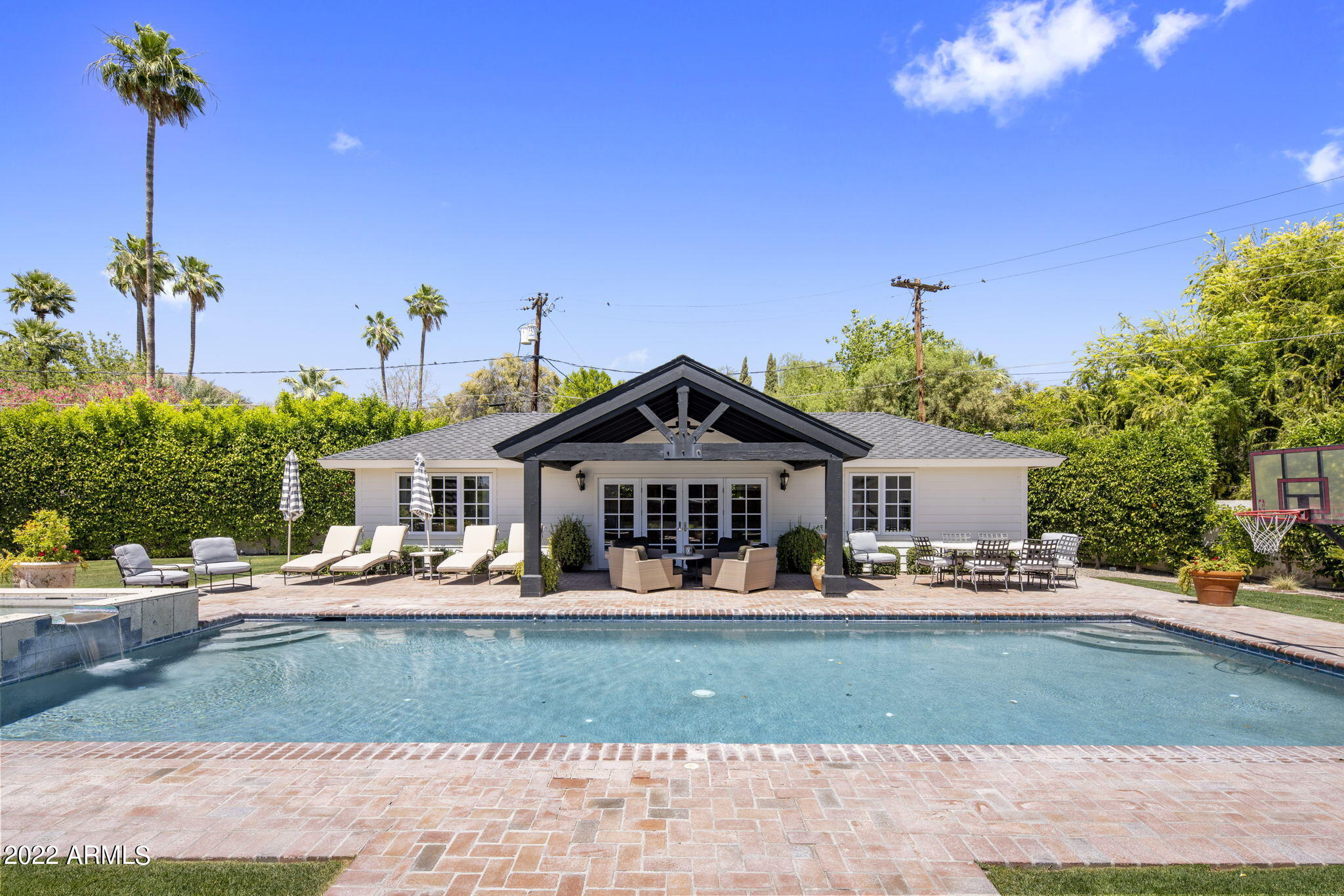 5940 E Paisano Circle