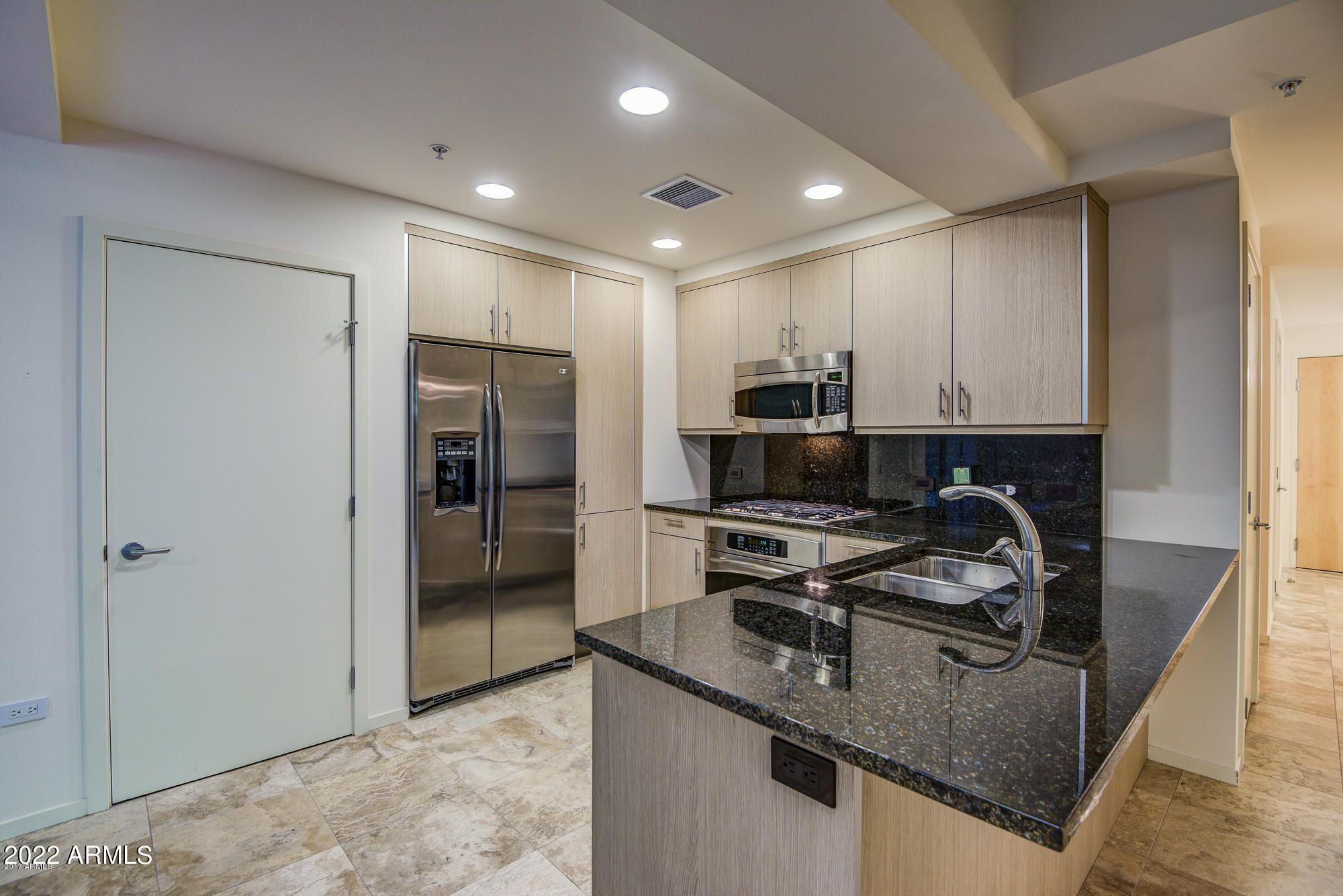 7117 E RANCHO VISTA Drive Unit: 1008