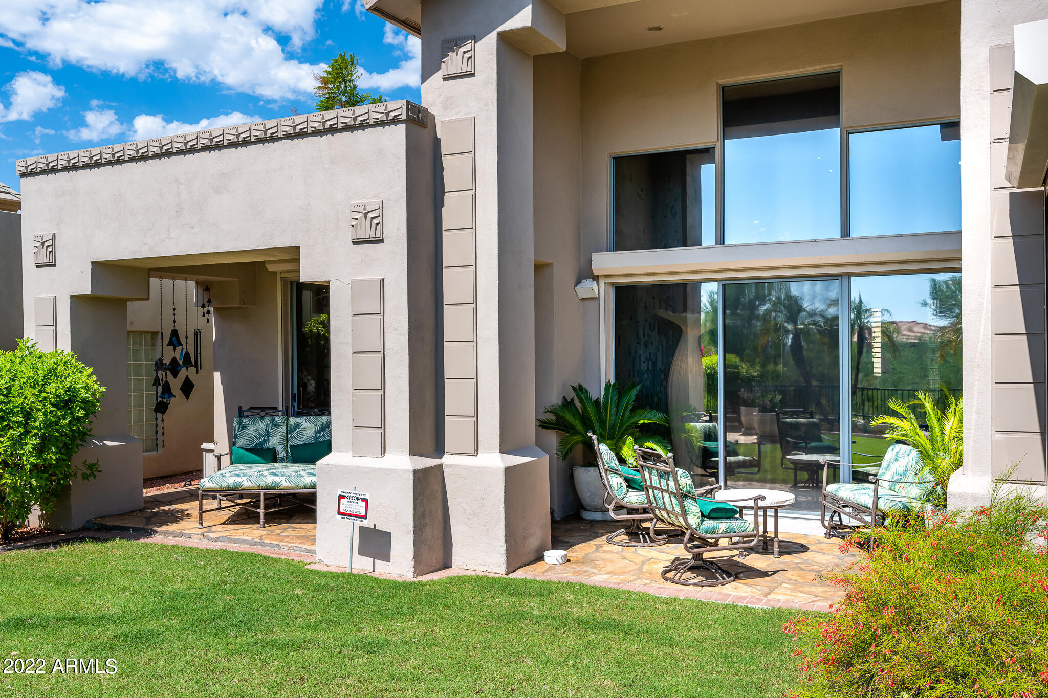 3041 E SIERRA VISTA Drive