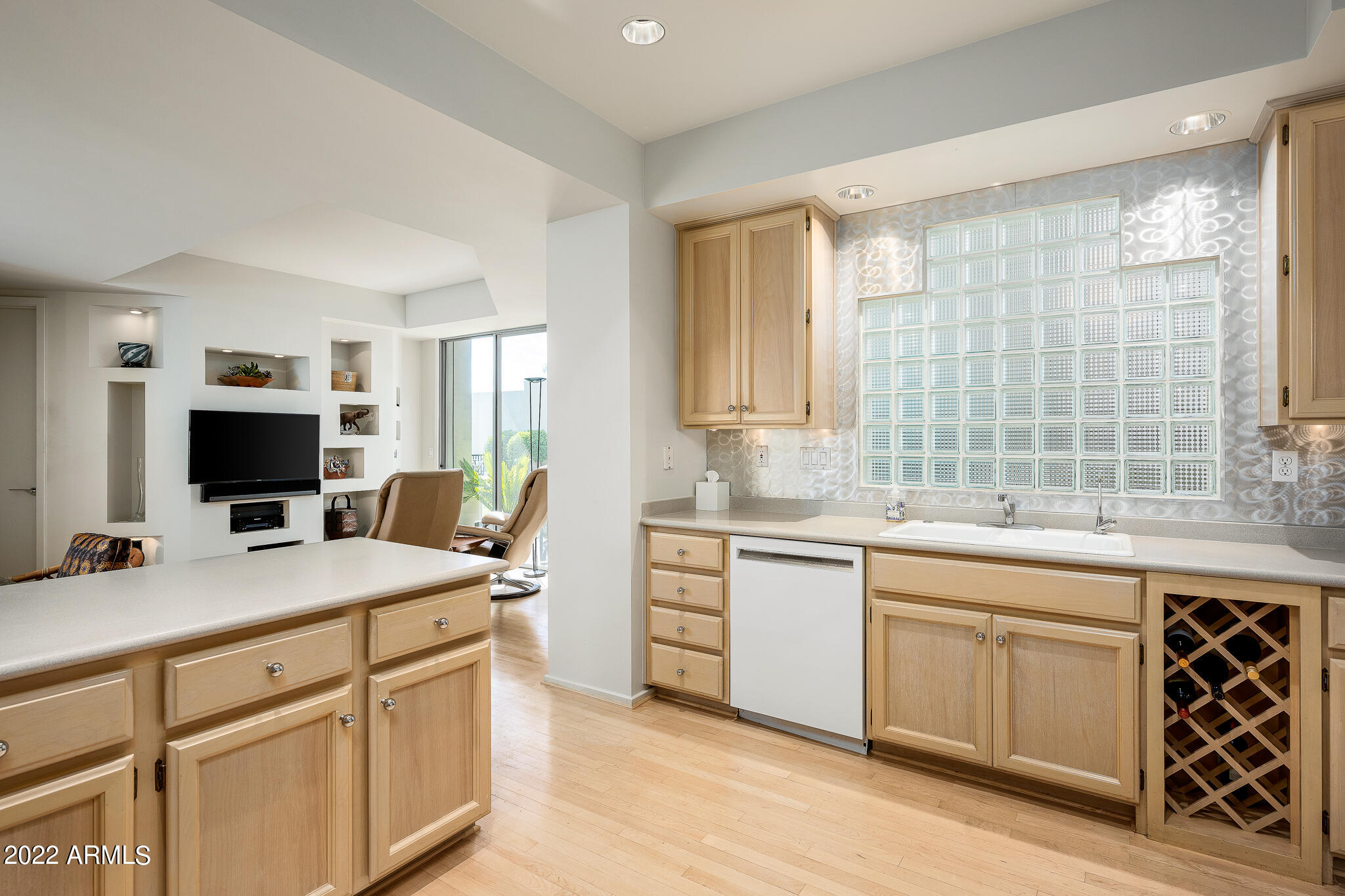 3041 E SIERRA VISTA Drive