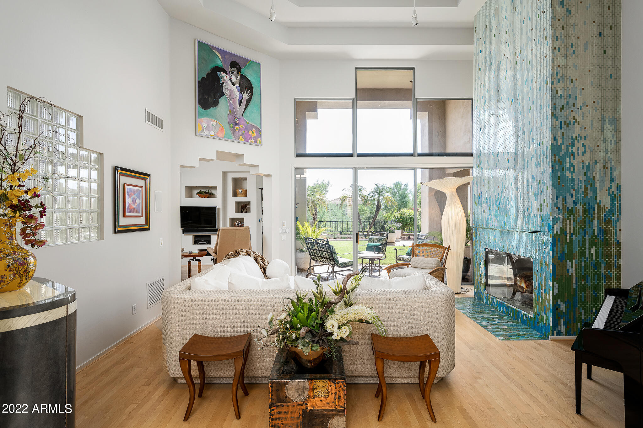 3041 E SIERRA VISTA Drive