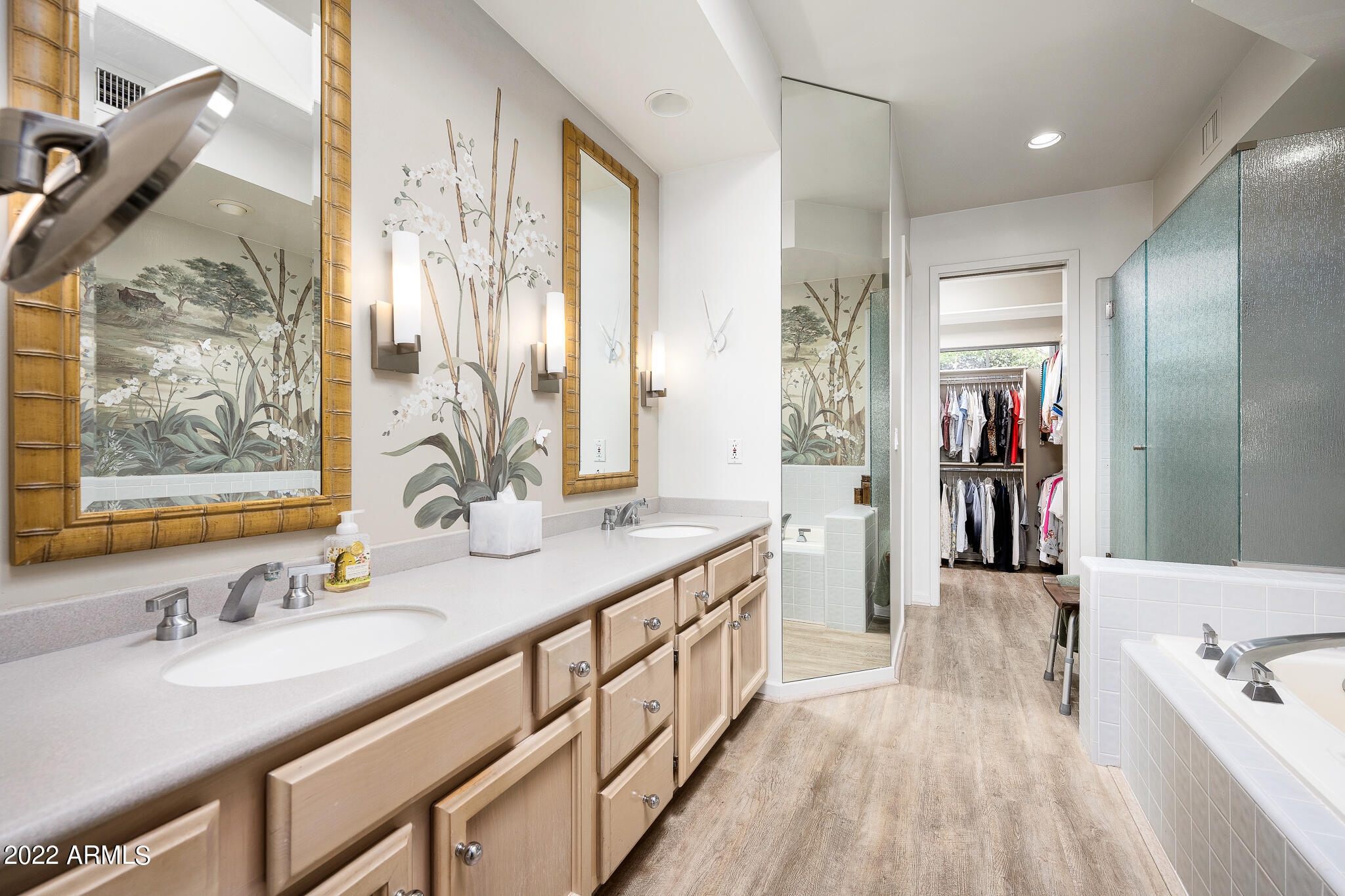 3041 E SIERRA VISTA Drive