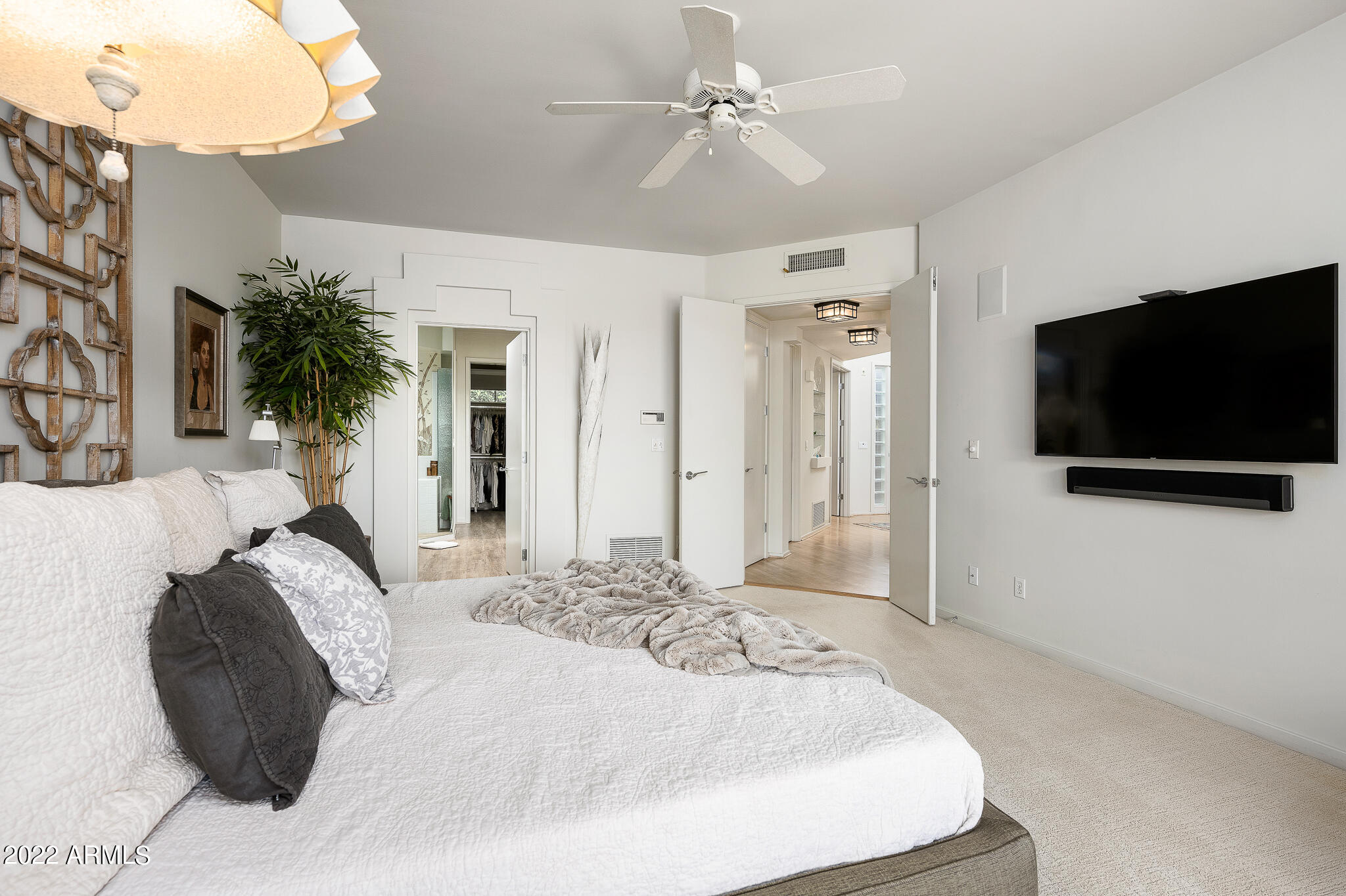 3041 E SIERRA VISTA Drive
