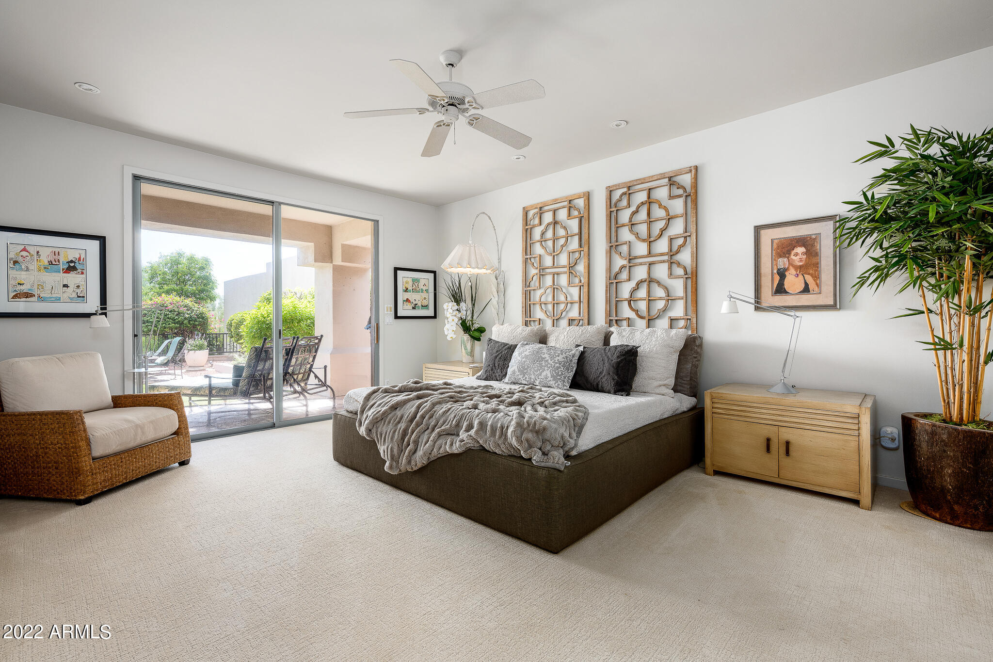 3041 E SIERRA VISTA Drive