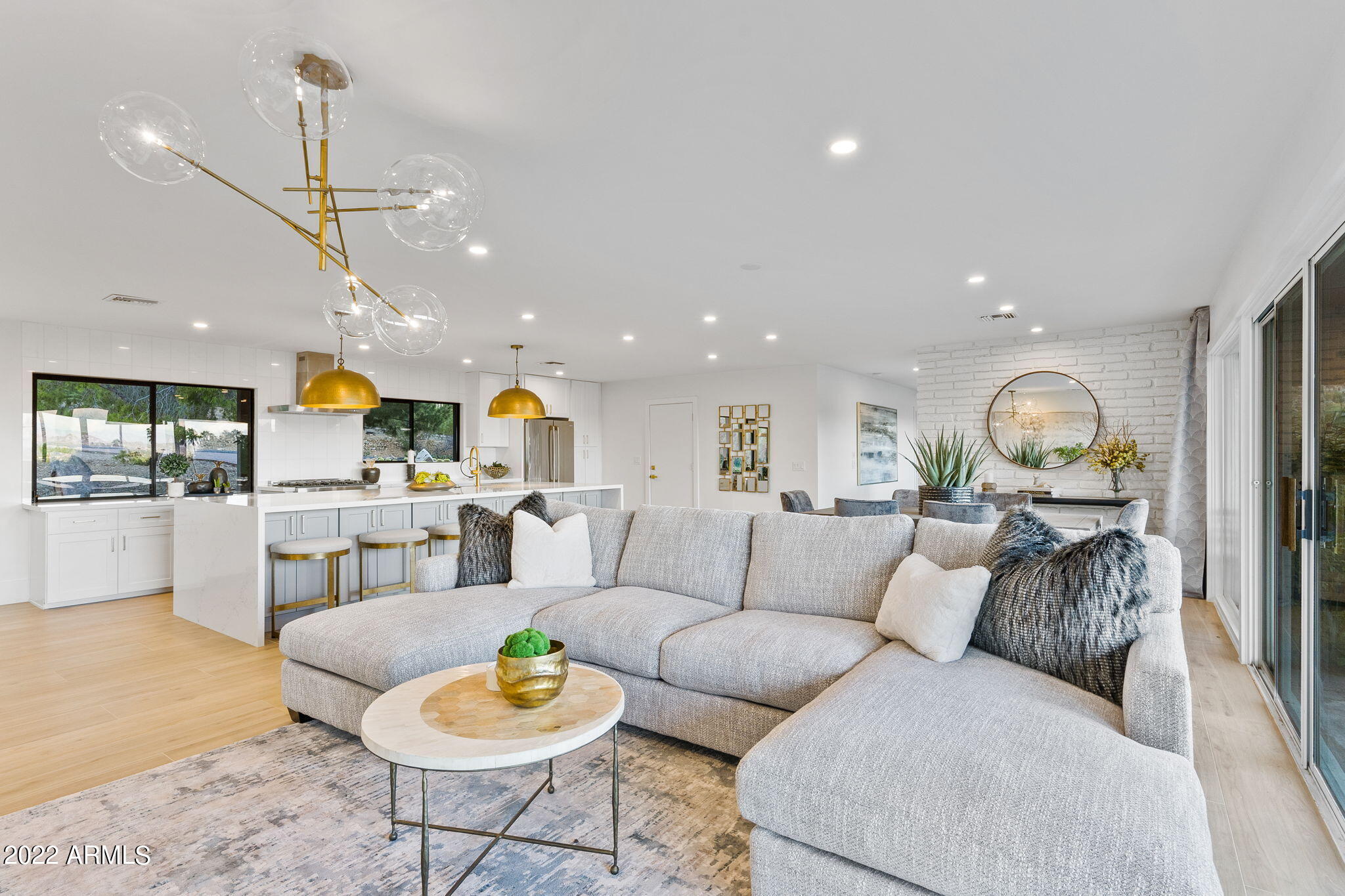 5848 E Hummingbird Lane