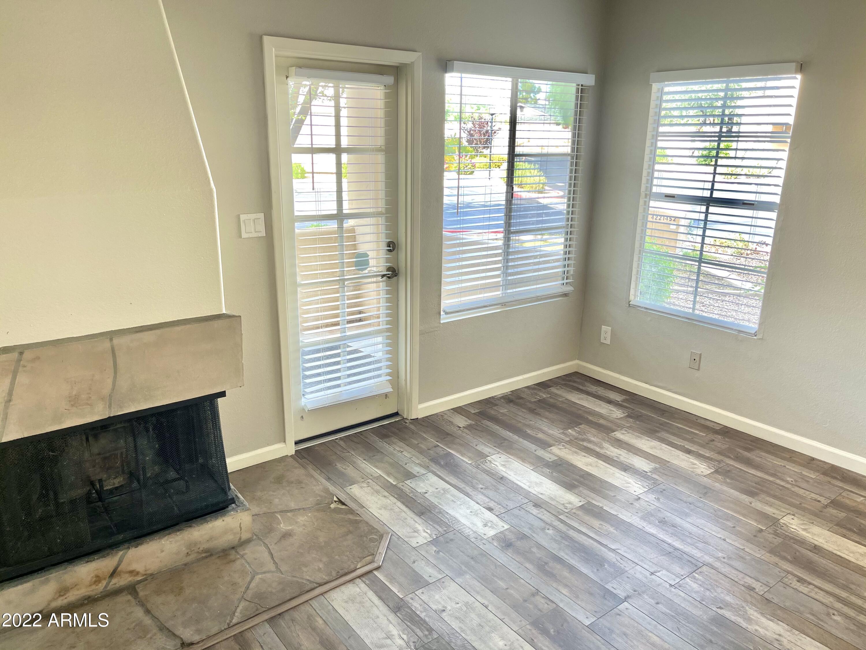 11333 N 92ND Street Unit: 1051