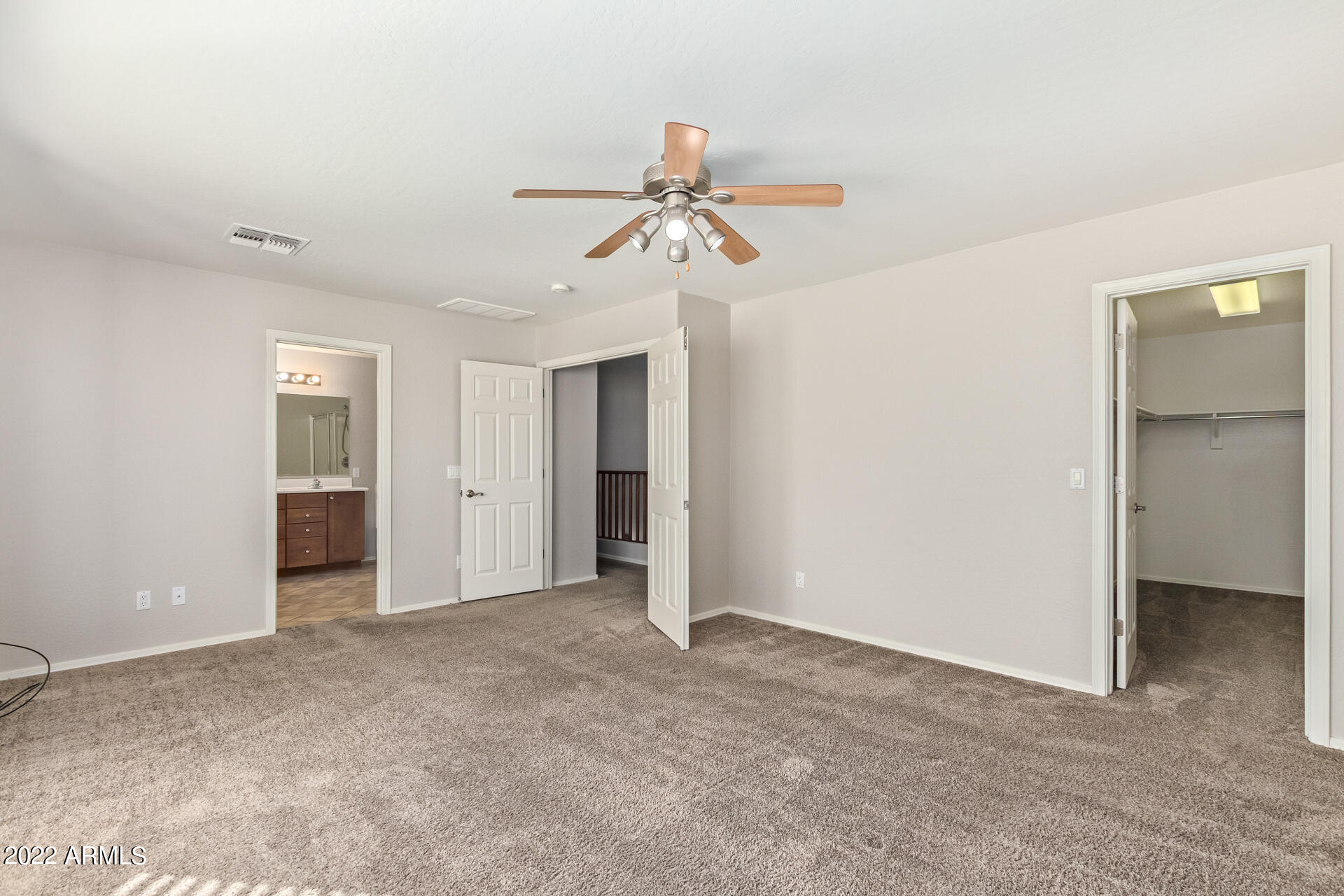 18403 W ARCADIA Drive