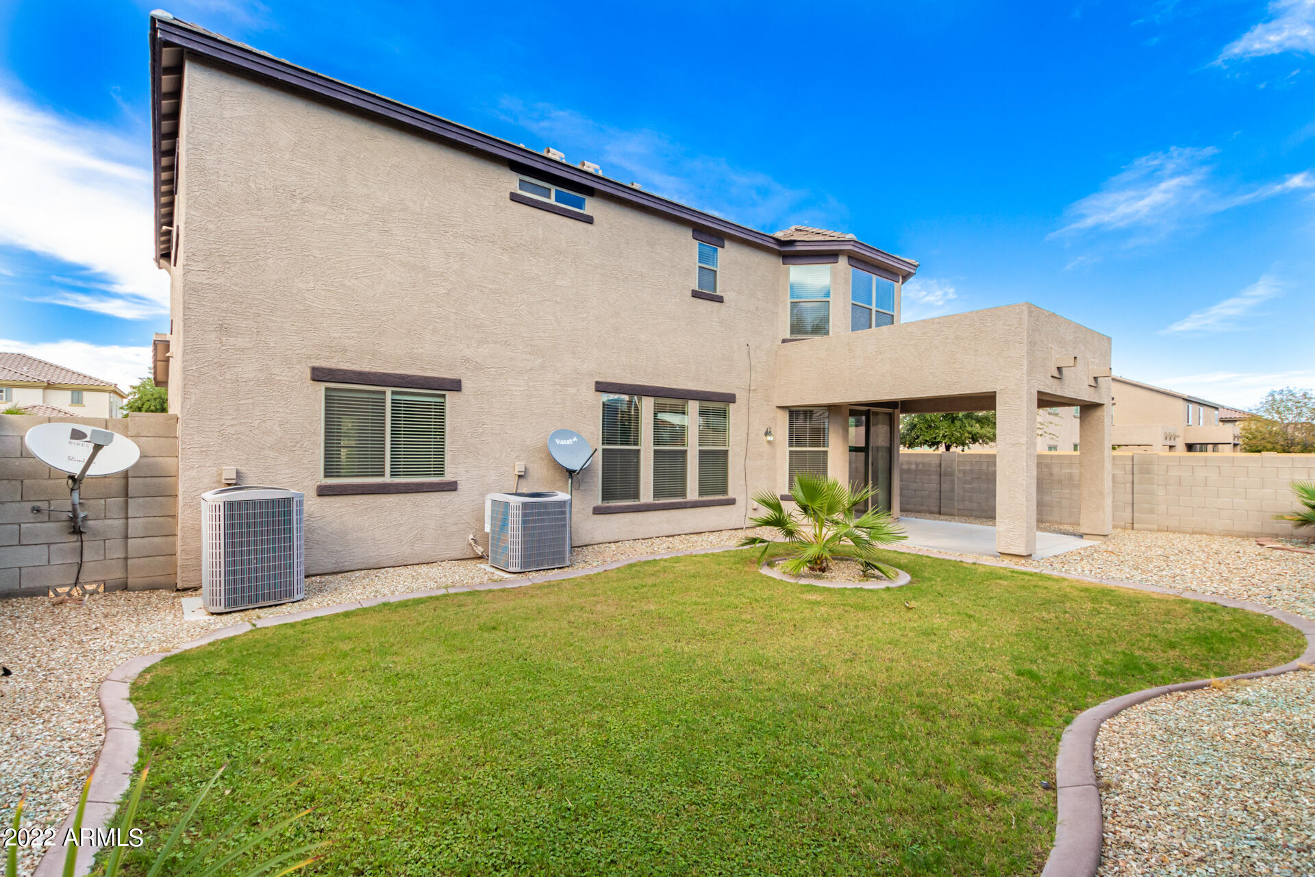 18403 W ARCADIA Drive