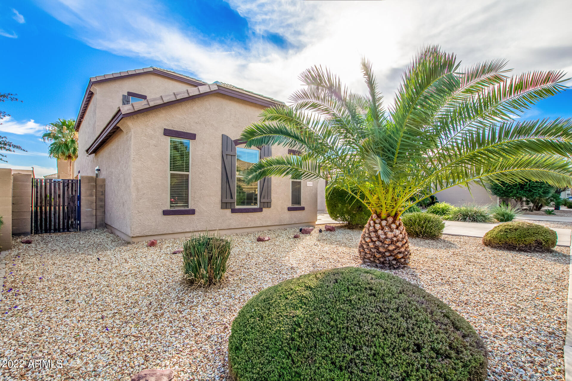 18403 W ARCADIA Drive