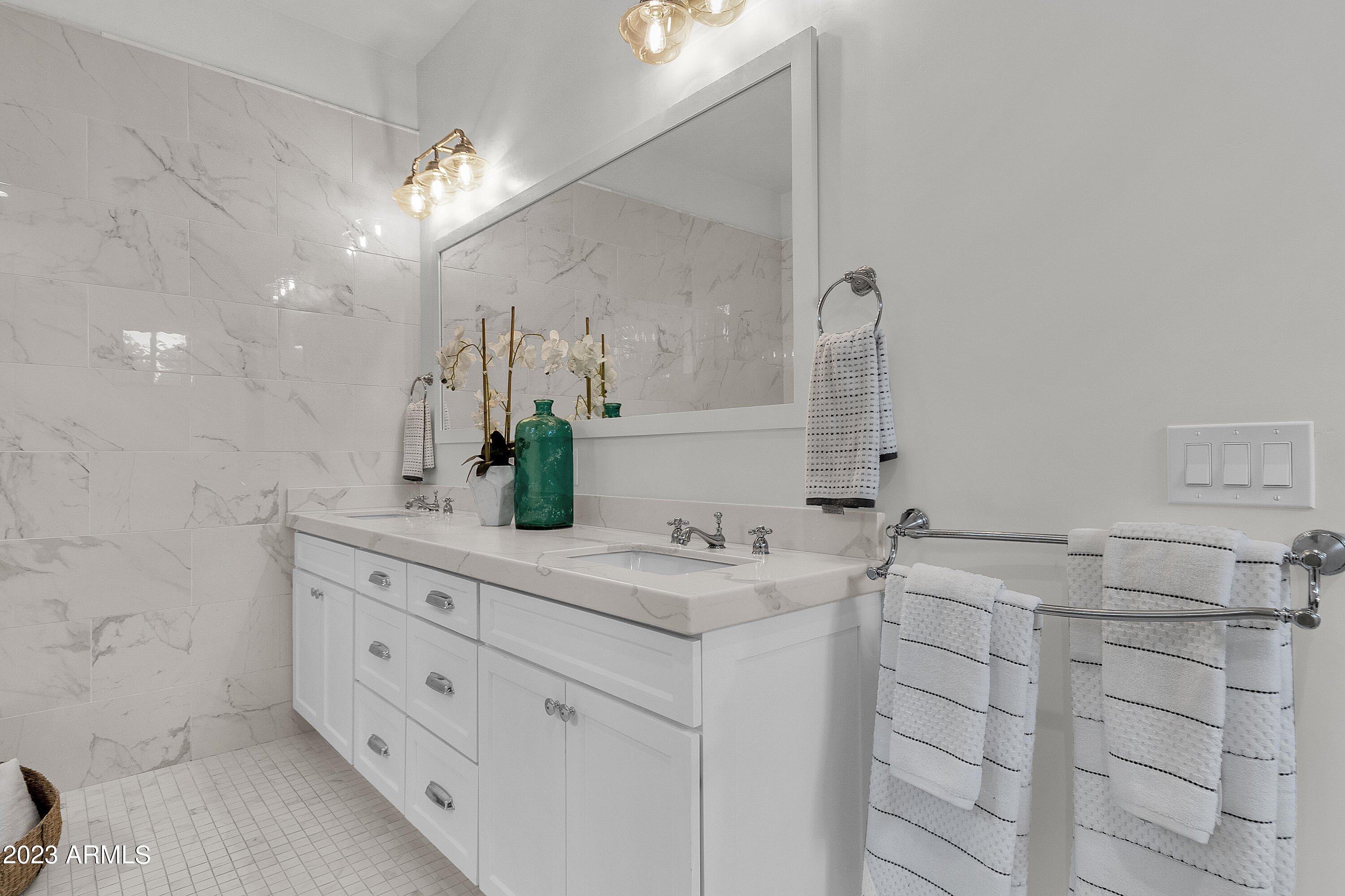 4510 E CALLE REDONDA --