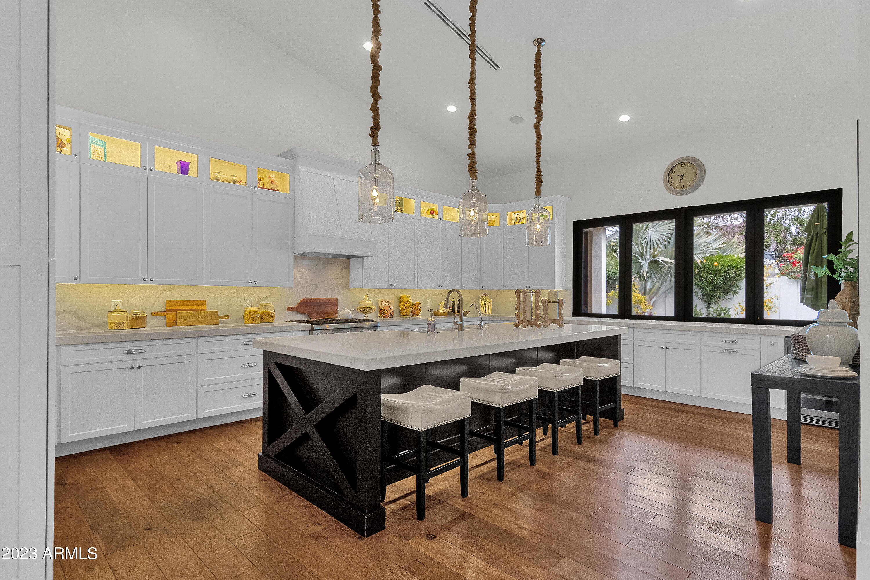 4510 E CALLE REDONDA --