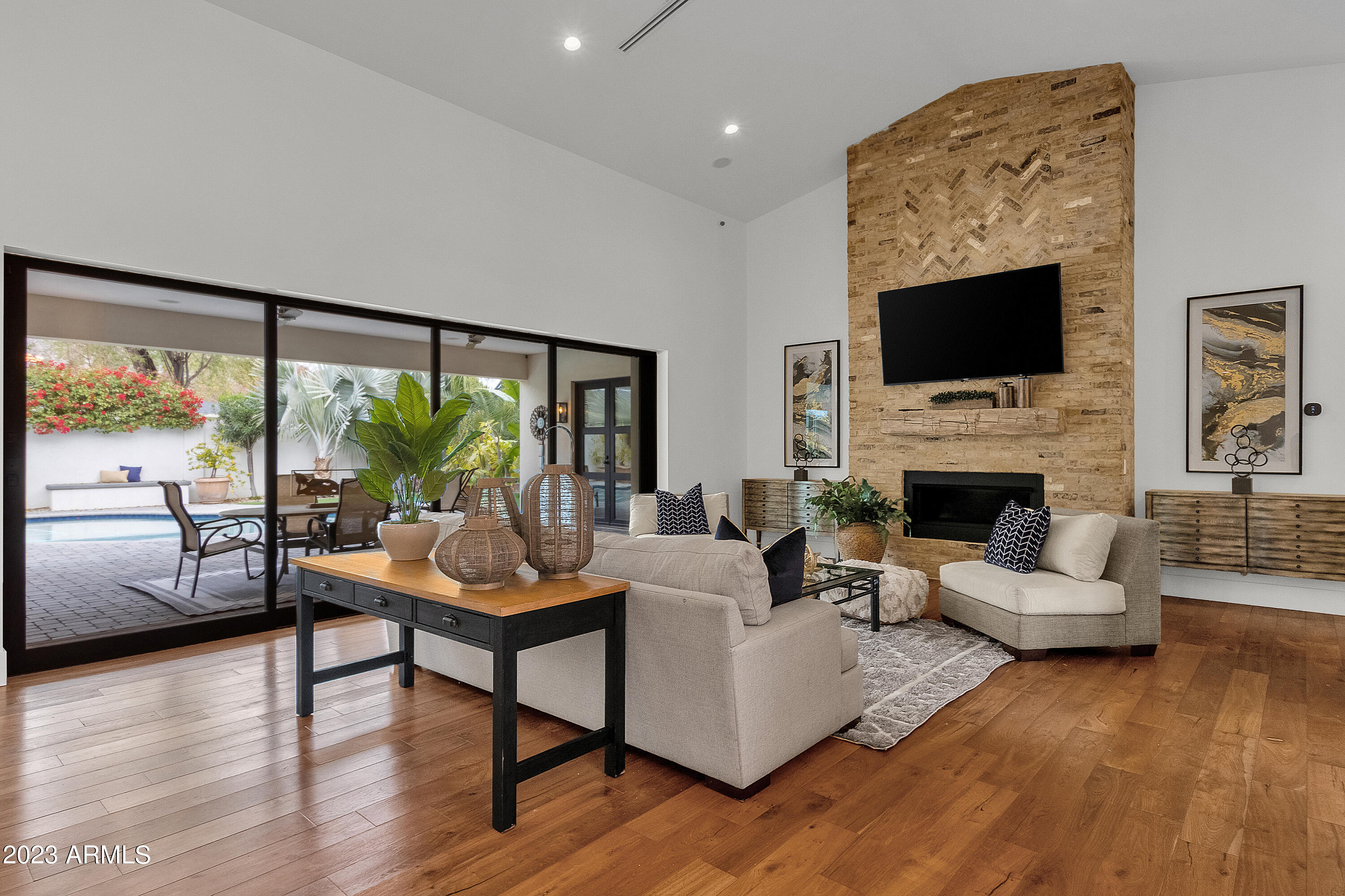 4510 E CALLE REDONDA --
