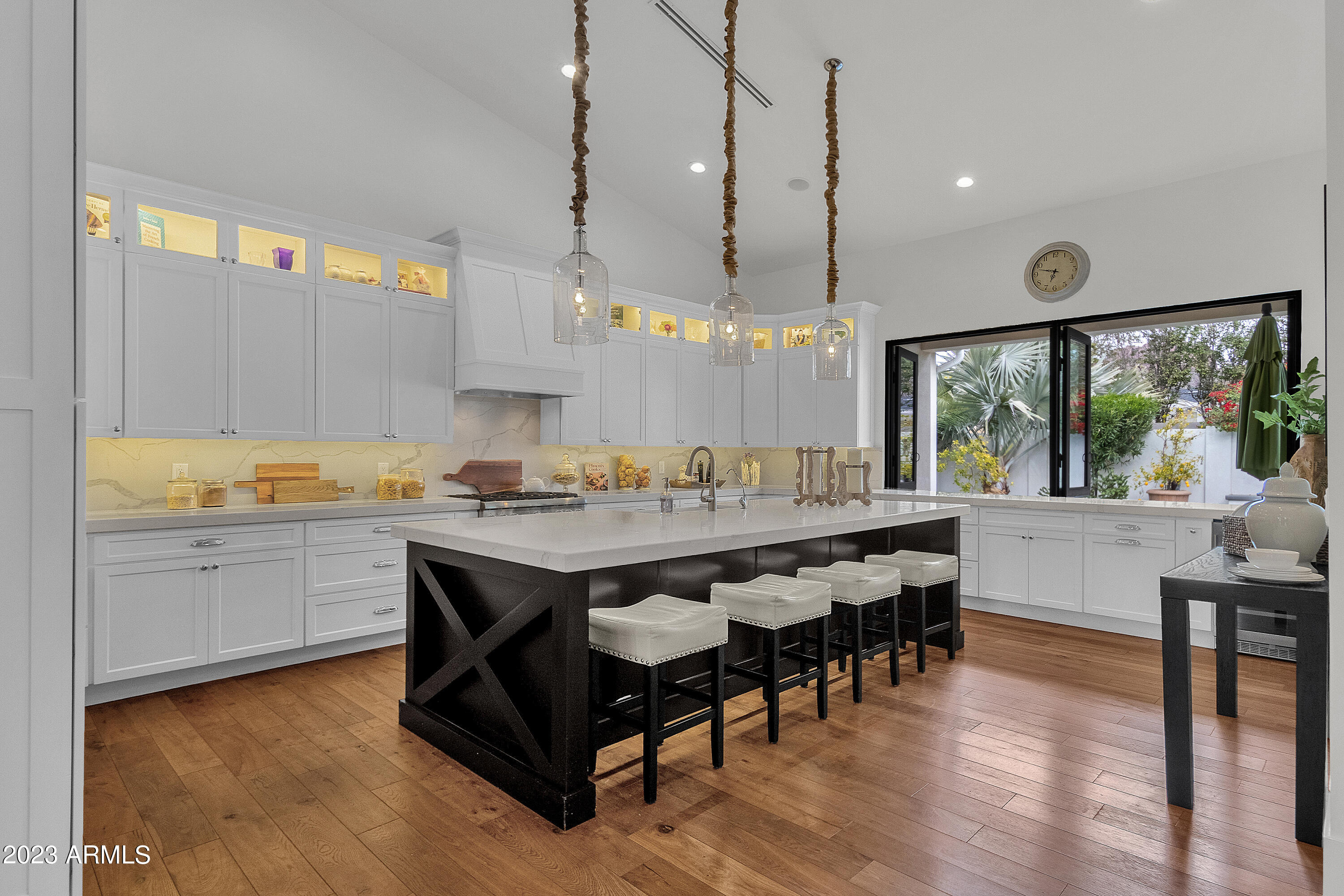 4510 E CALLE REDONDA --