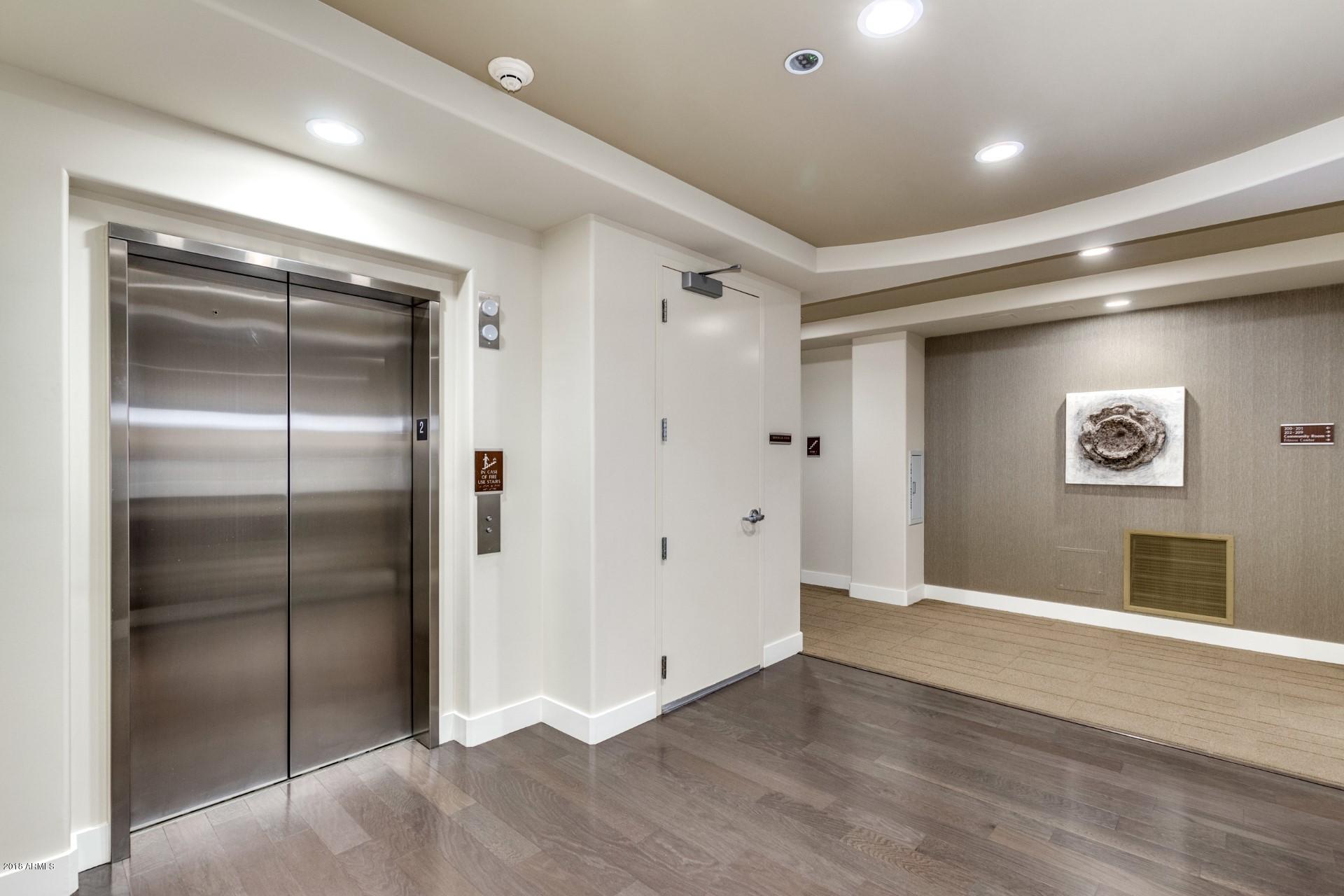 3801 N GOLDWATER Boulevard Unit: 204
