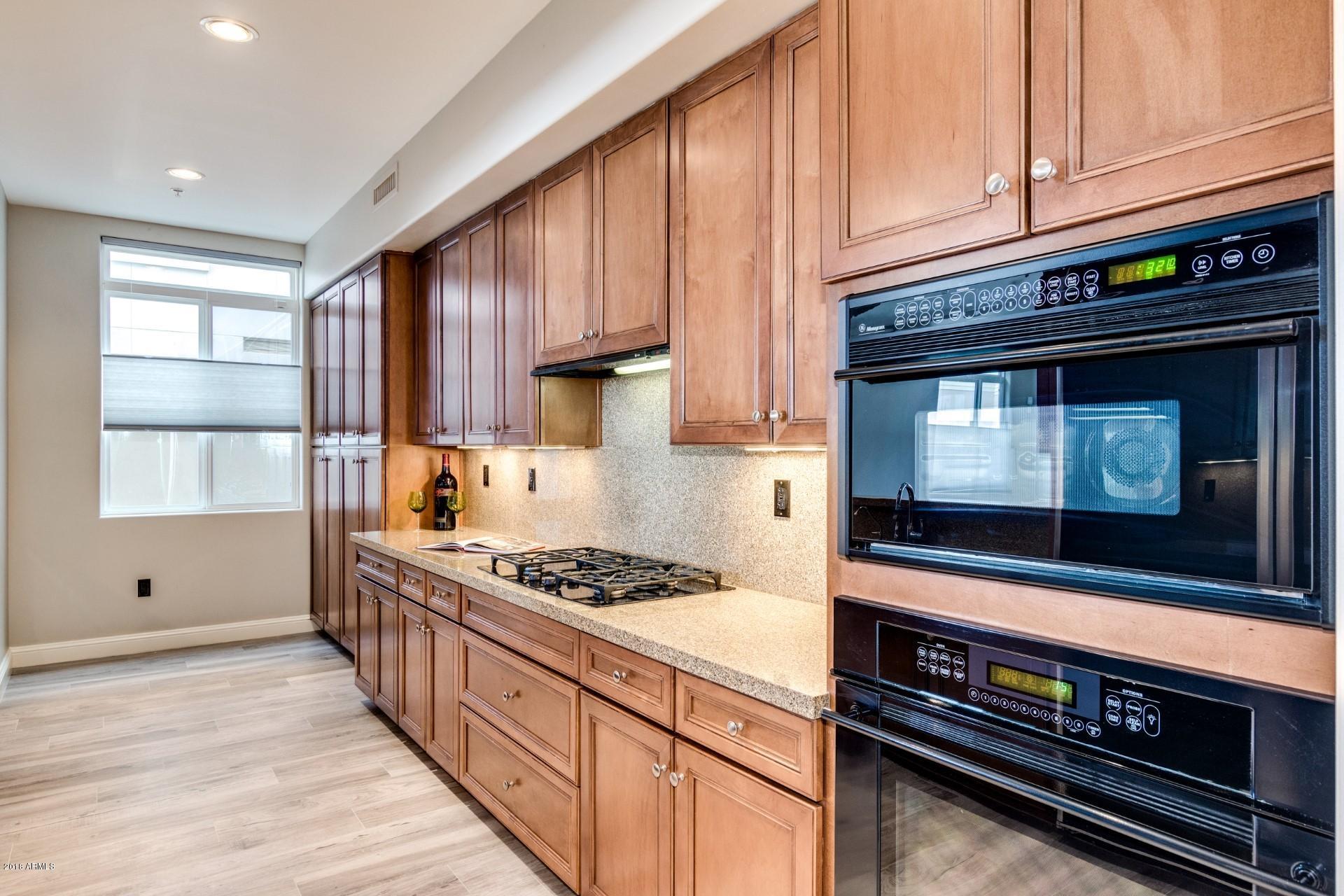 3801 N GOLDWATER Boulevard Unit: 204
