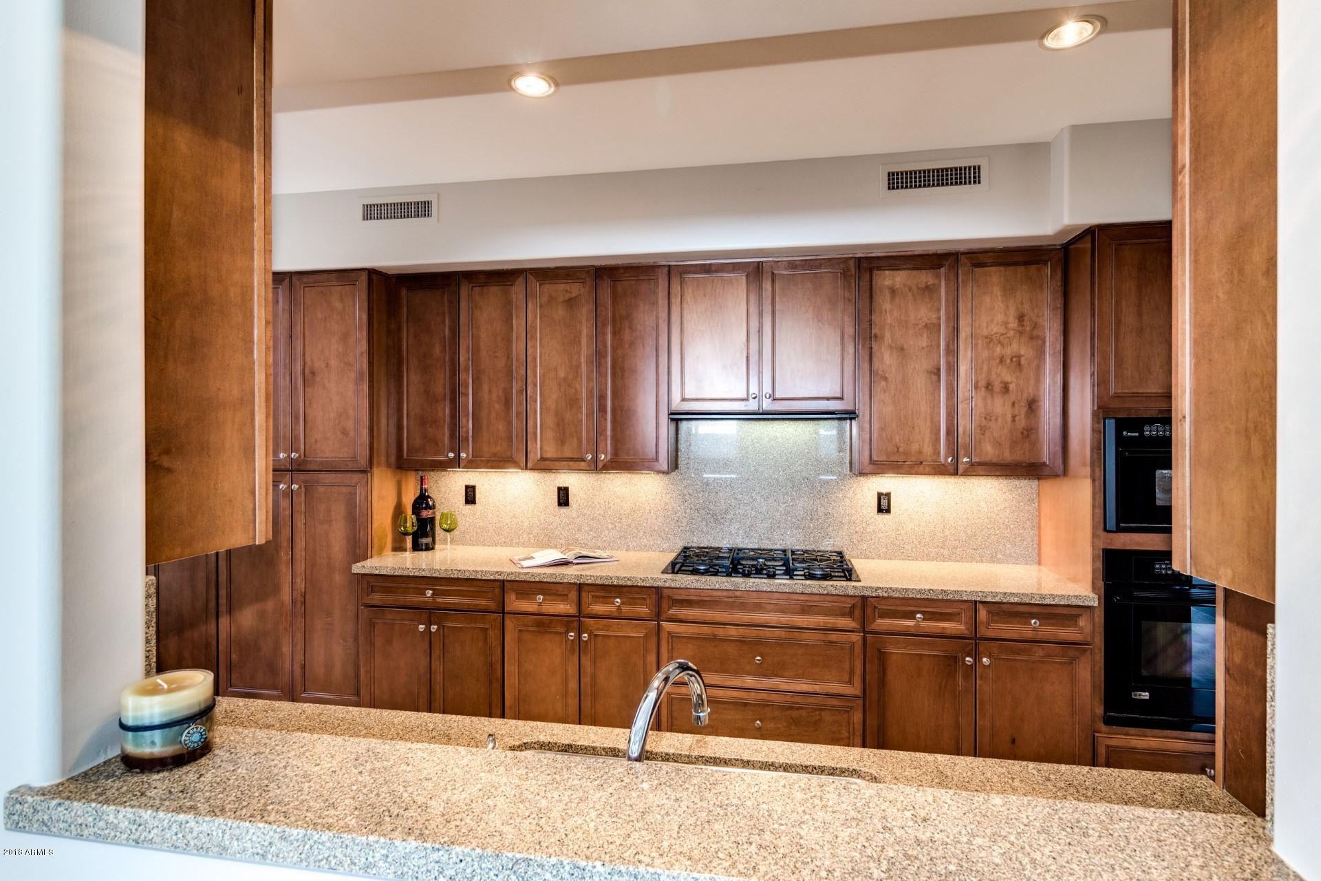 3801 N GOLDWATER Boulevard Unit: 204