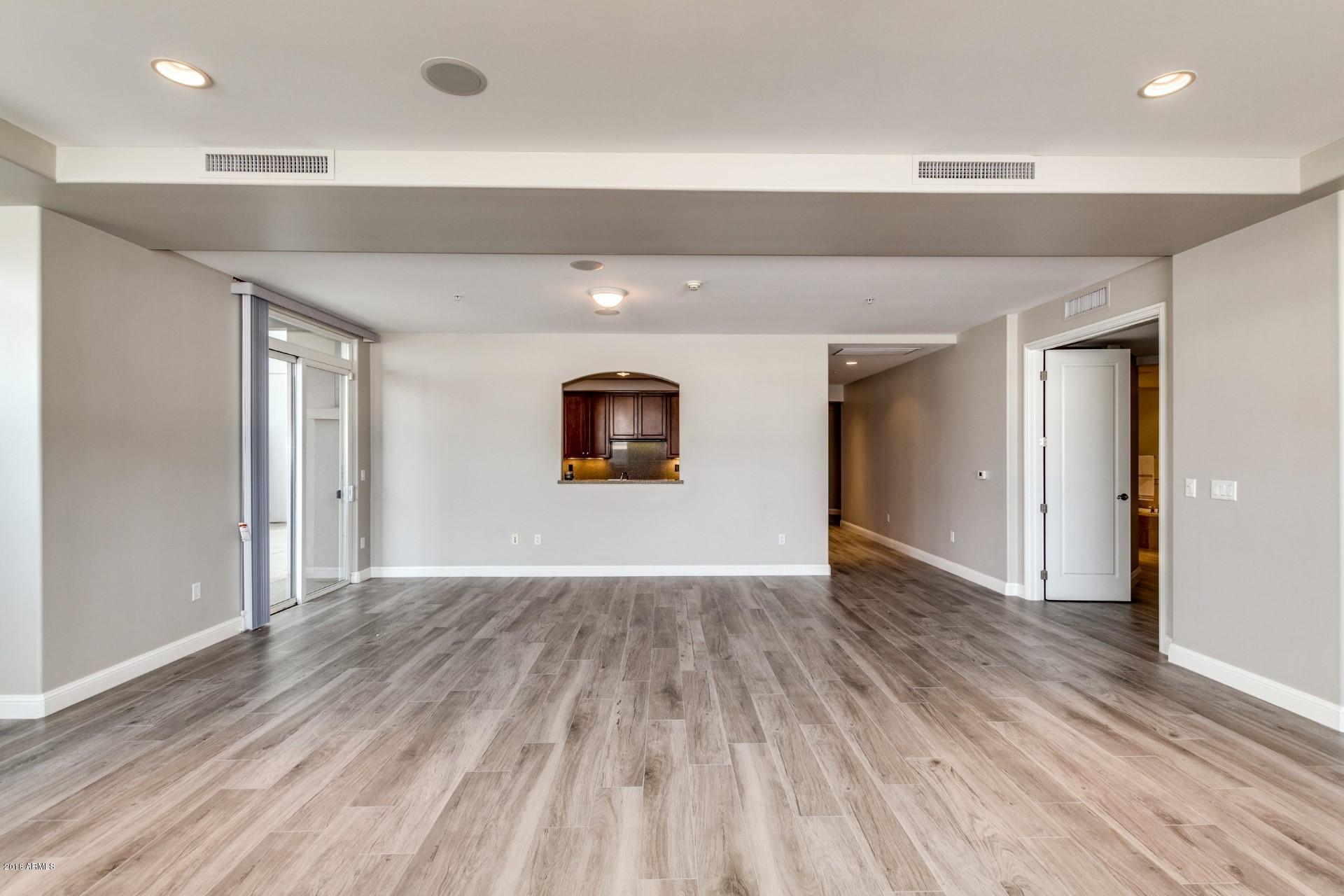 3801 N GOLDWATER Boulevard Unit: 204