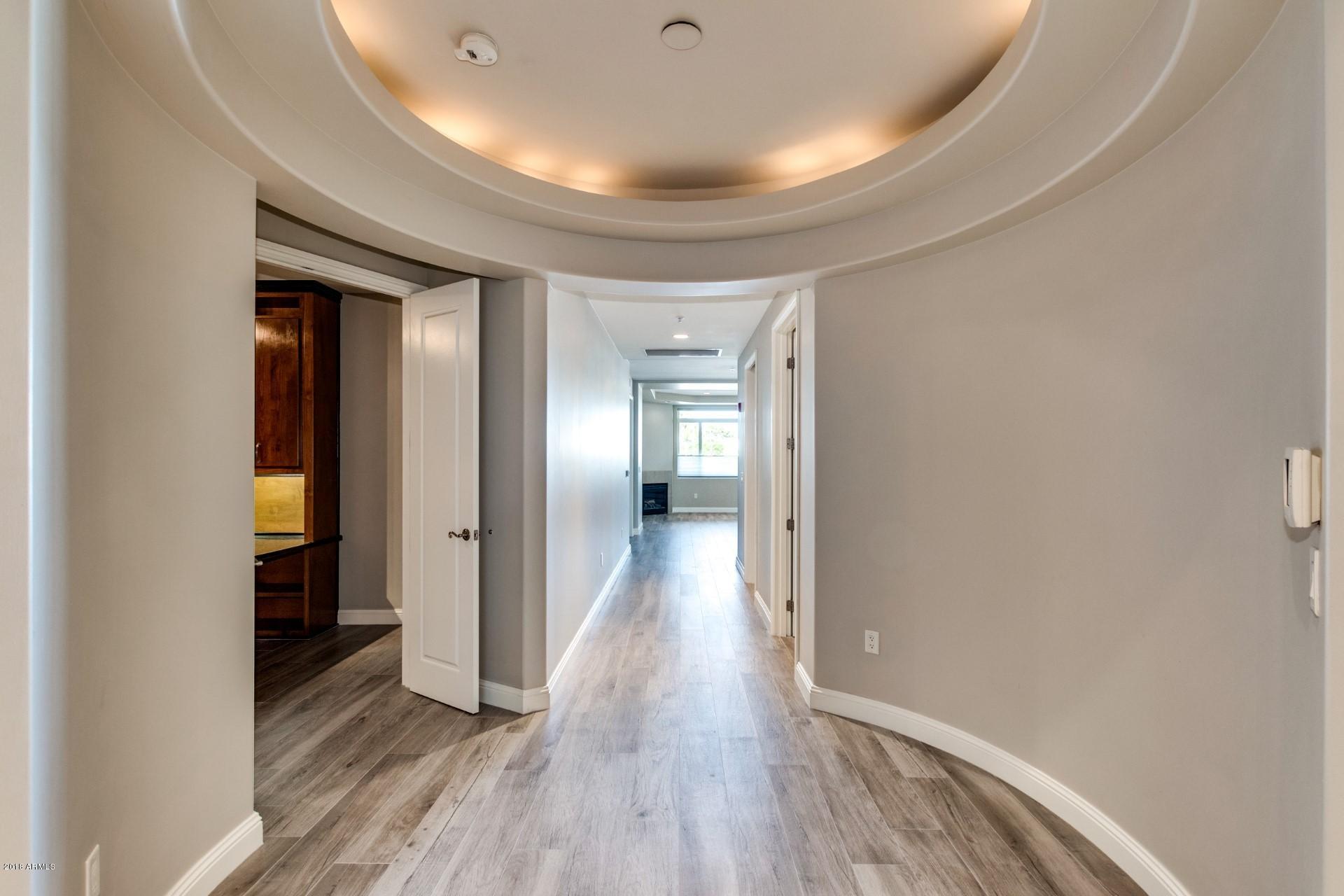 3801 N GOLDWATER Boulevard Unit: 204