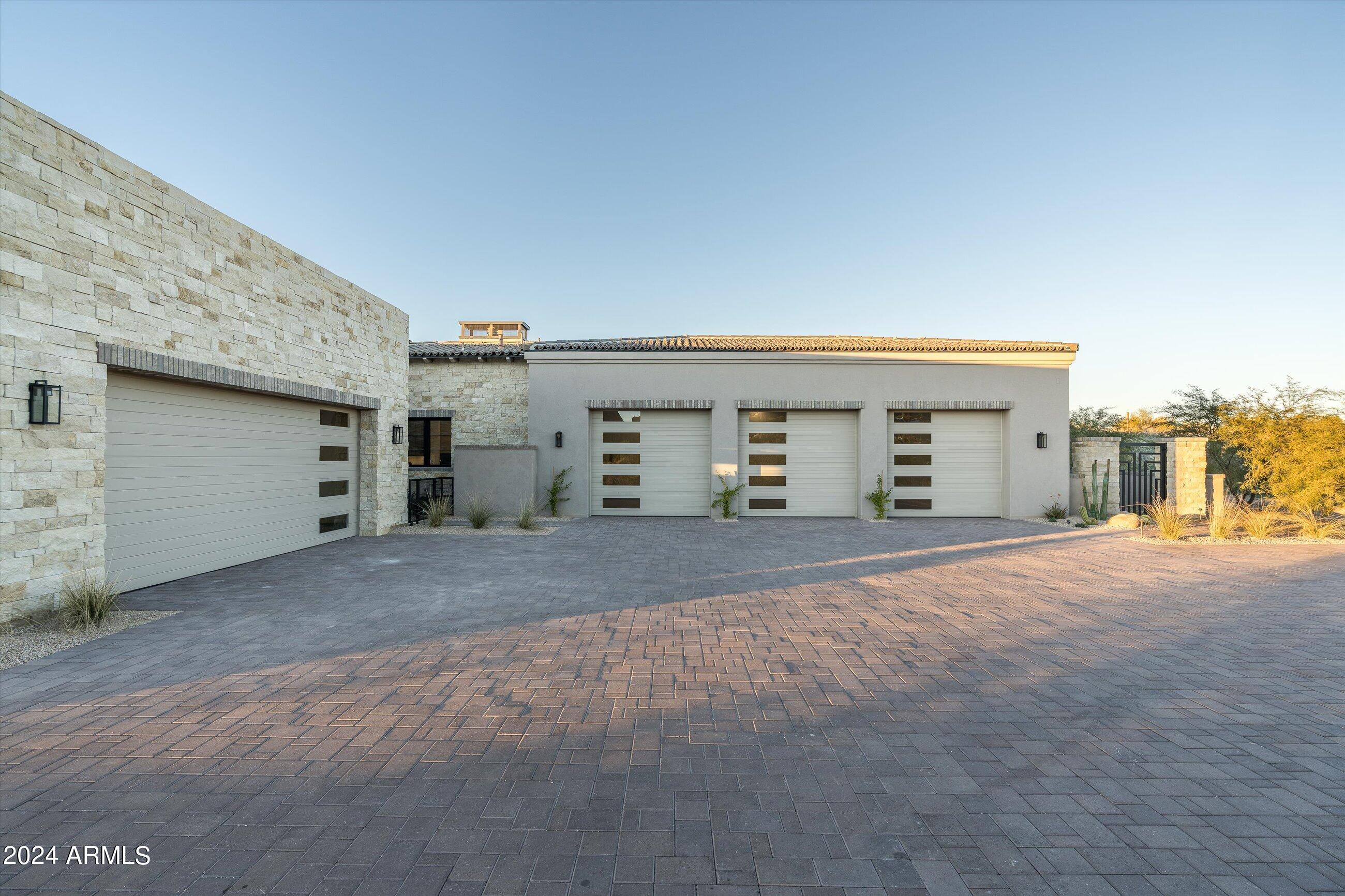 11986 E BUCKSKIN Trail