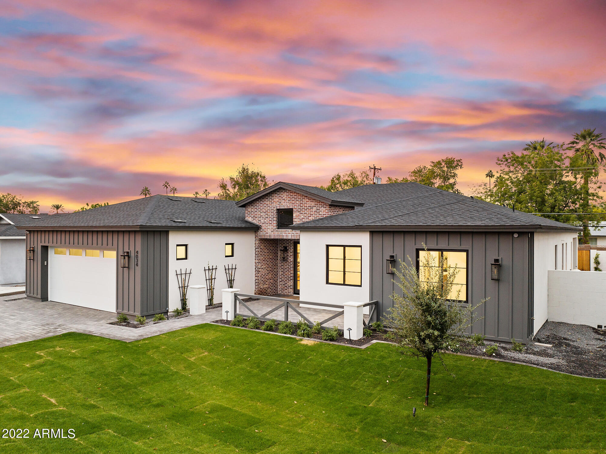 4034 E MITCHELL Drive